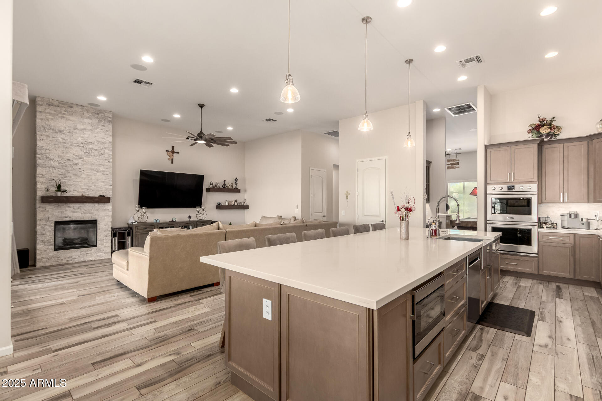 Thumbnail 20