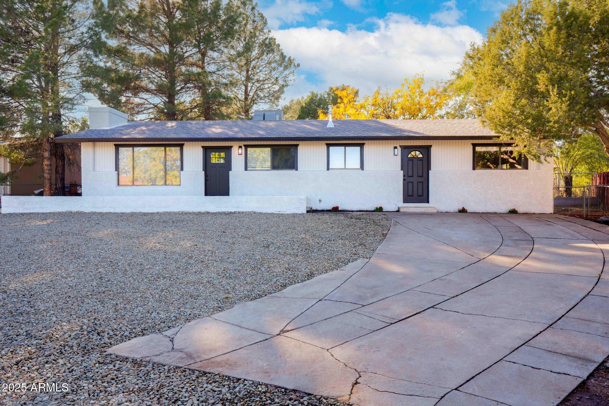 2694 S CLIFF VIEW Drive, Cottonwood, AZ 86326 — Photo 1 of 43