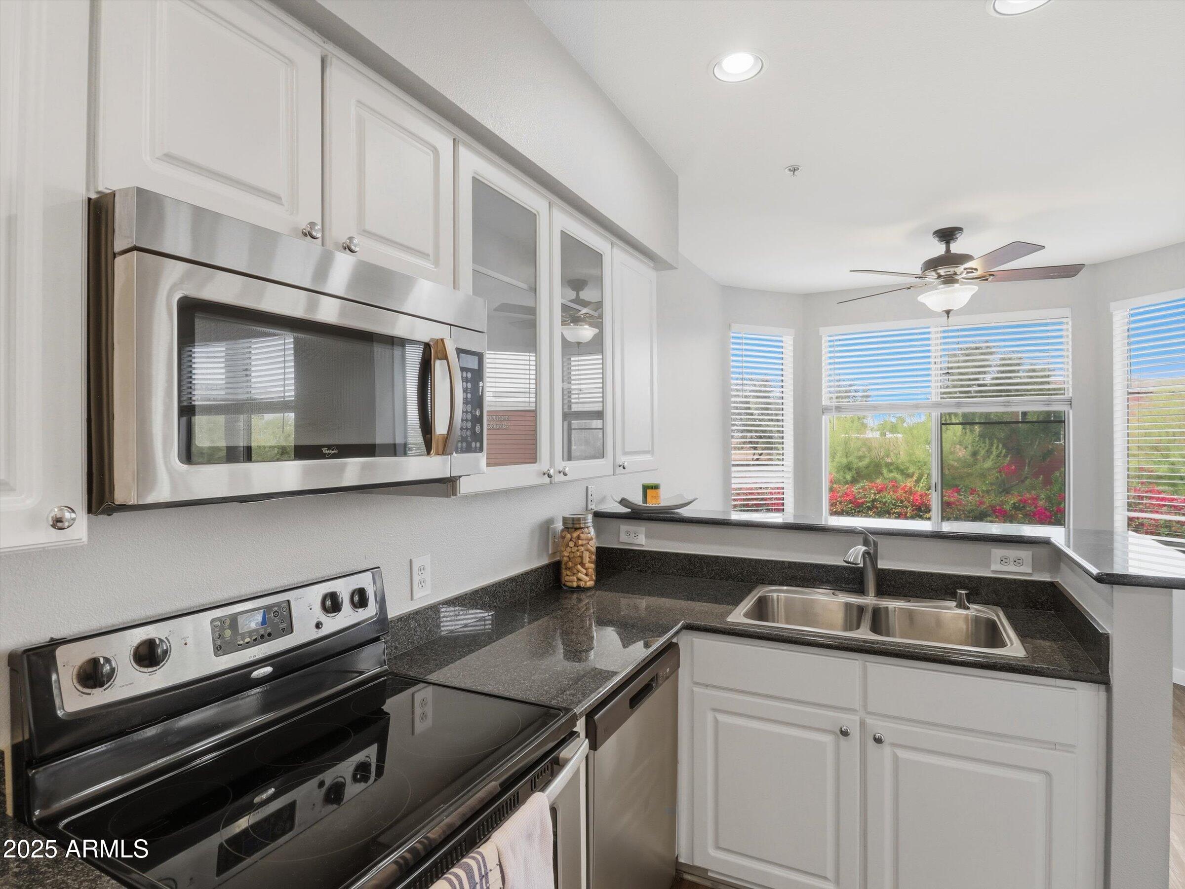 3633 N 3RD Avenue 2084, Phoenix, AZ 85013