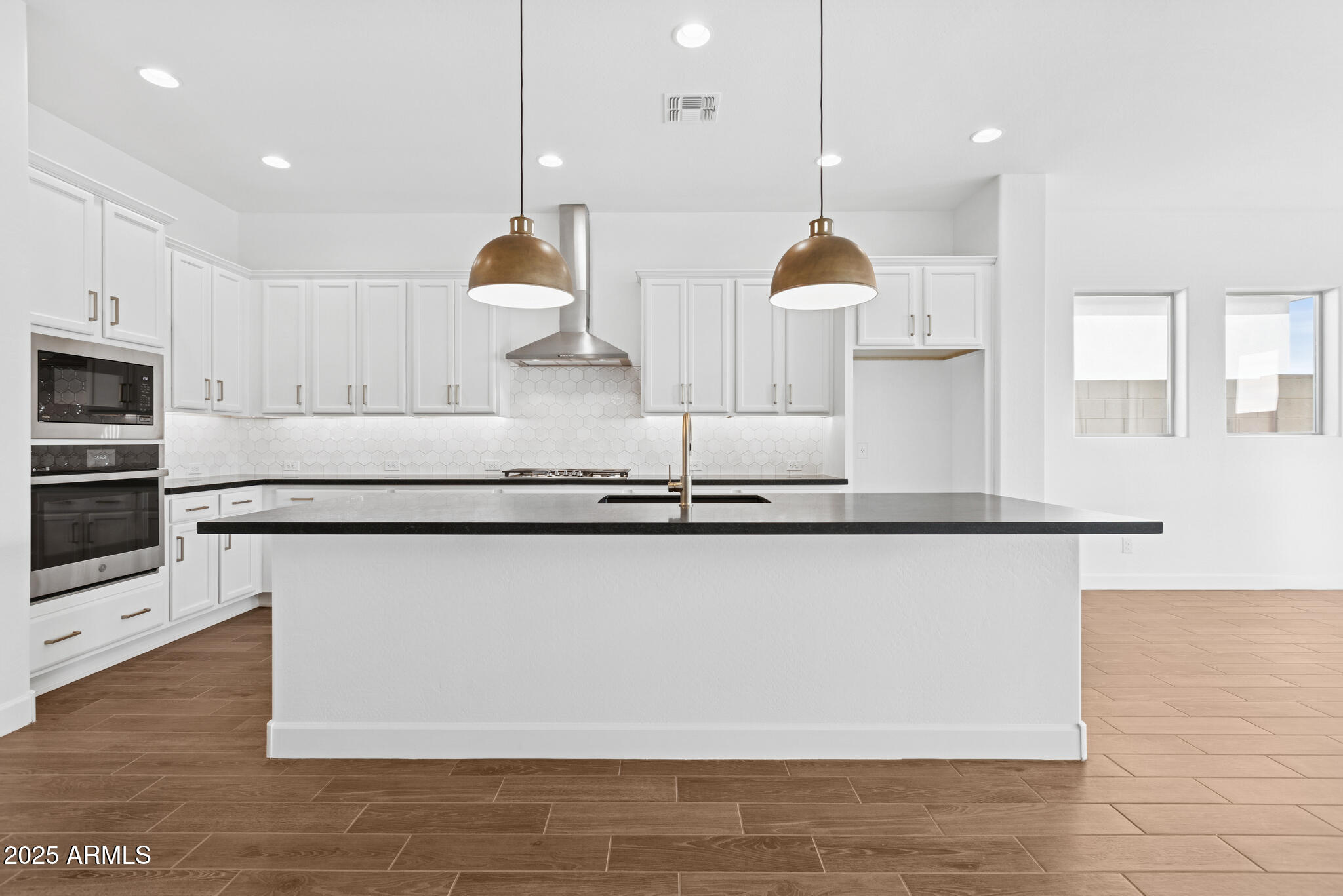 2357 E AMFISSA Drive, San Tan Valley, AZ 85140