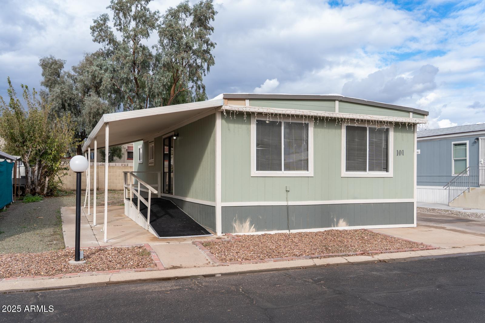 5950 W Missouri Avenue 101, Glendale, AZ 85301