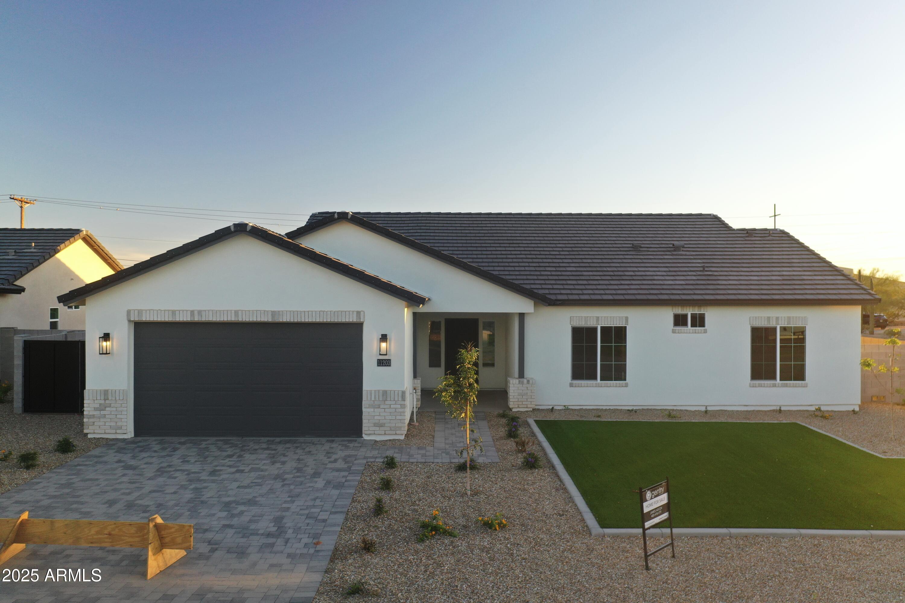 11203 E Crescent Avenue, Mesa, AZ 85208