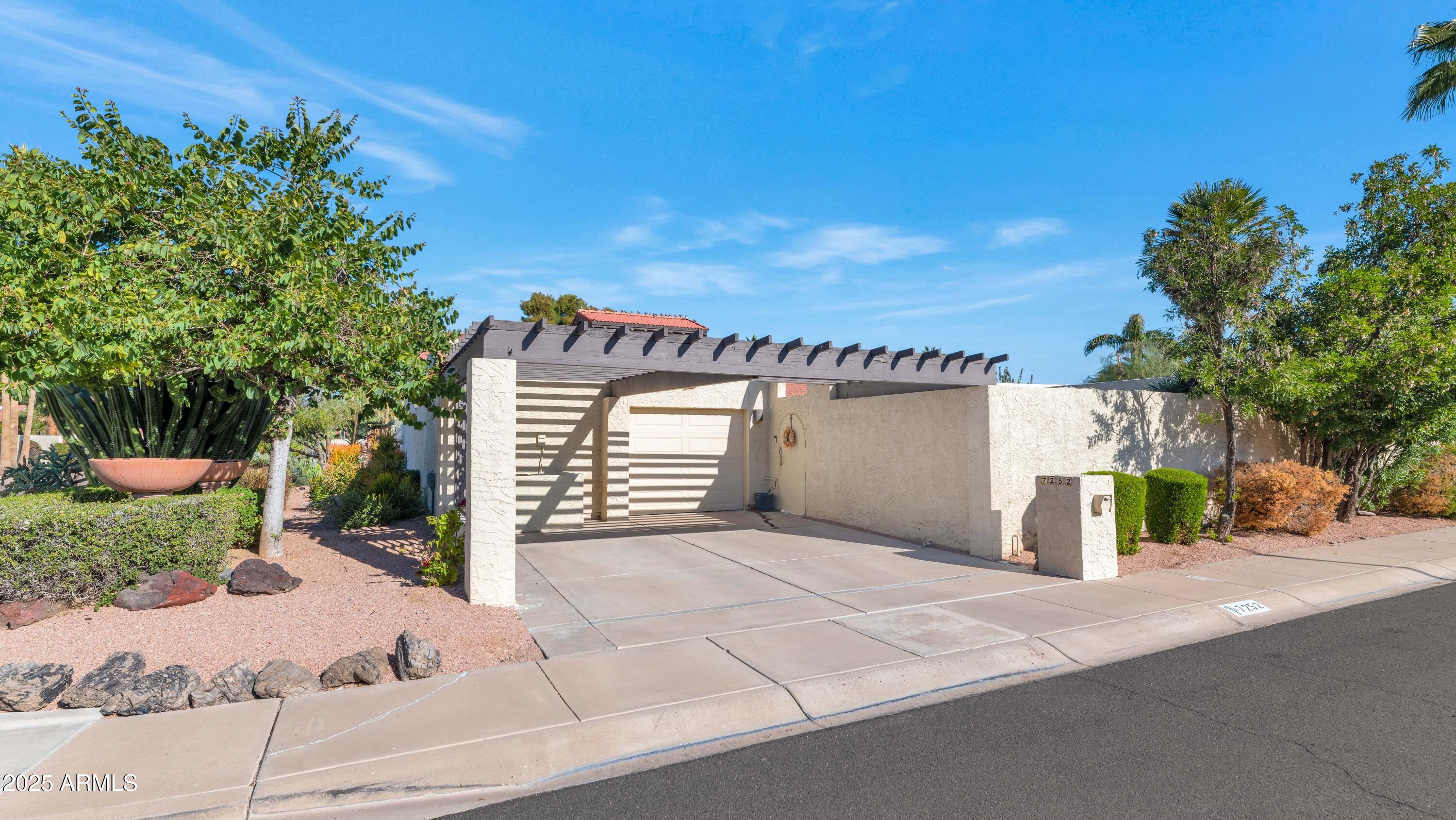7252 E MAVERICK Road, Scottsdale, AZ 85258