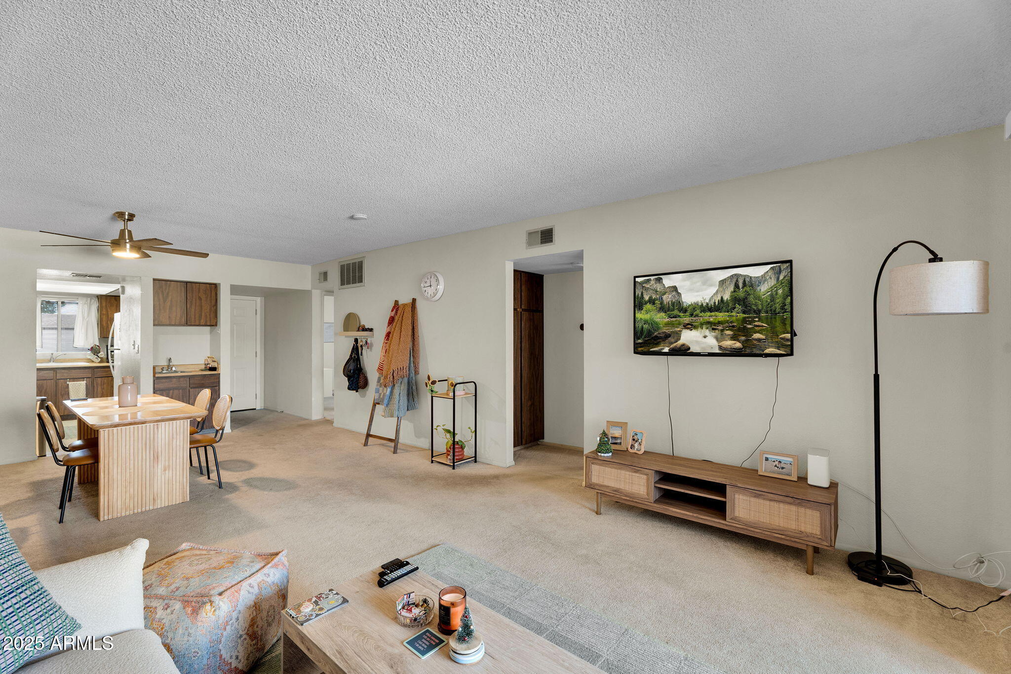 10828 N BILTMORE Drive 223, Phoenix, AZ 85029