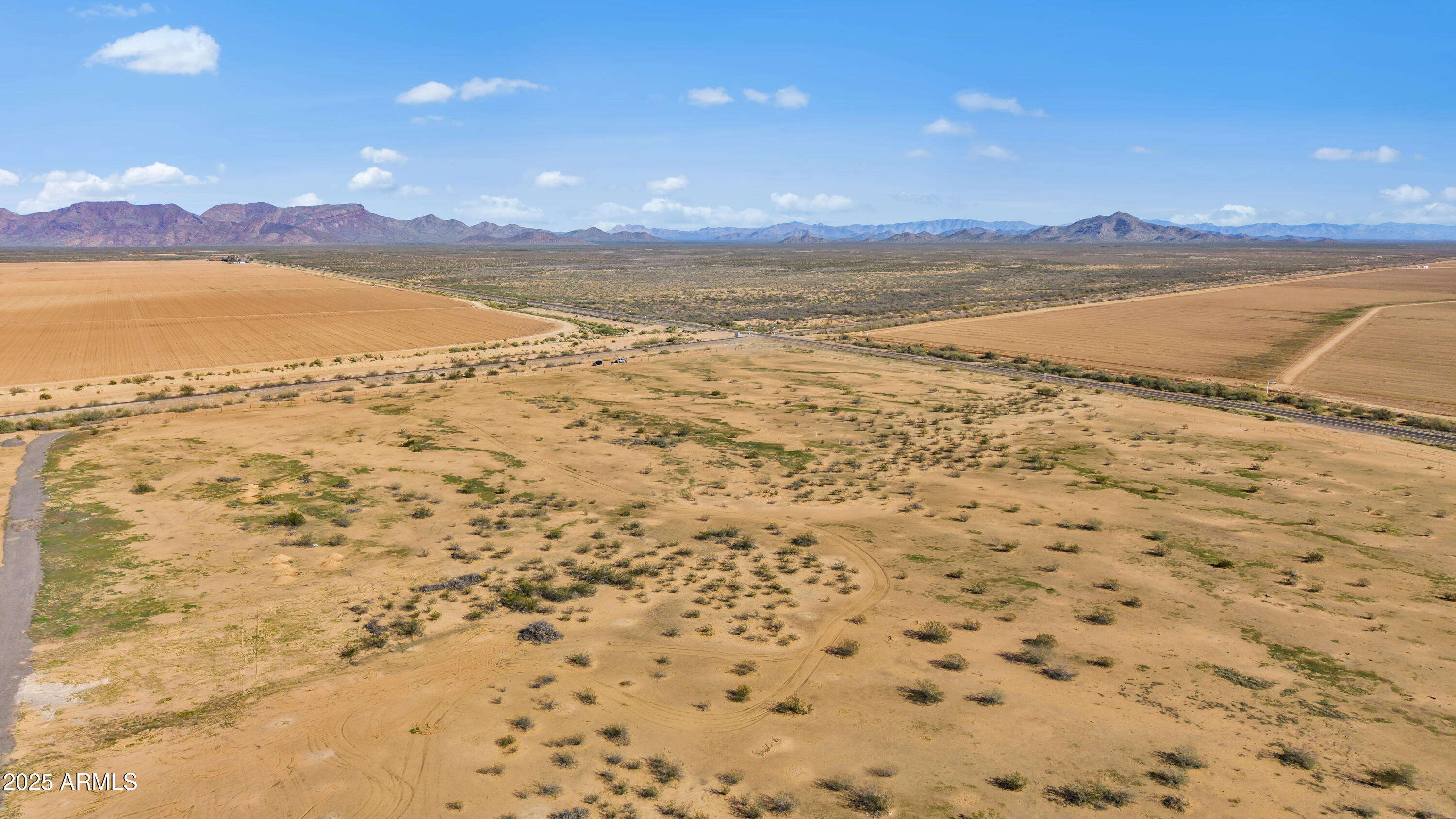 0 W Valley Road 1, Aguila, AZ 85320