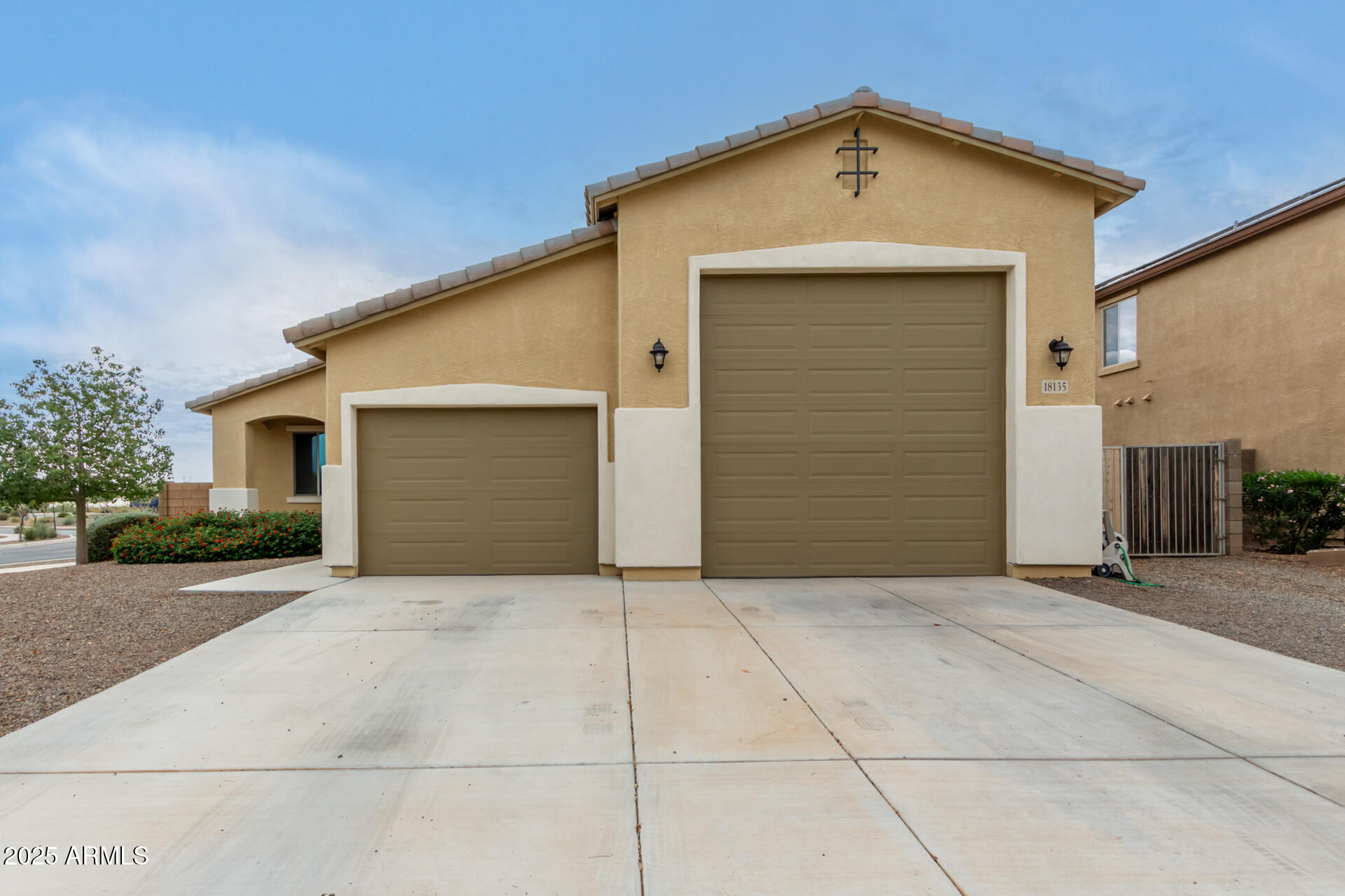 18135 W TINA Lane, Surprise, AZ 85387 — Photo 1 of 41