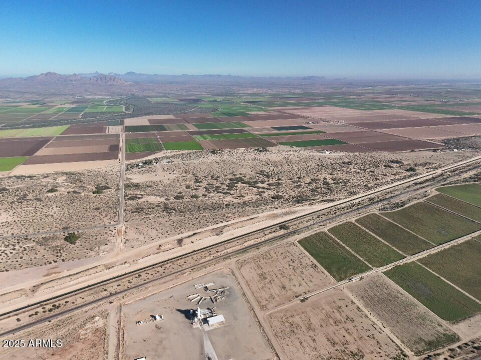 00 S Avenue 33E E 3-4, Wellton, AZ 85356 — Photo 1 of 21