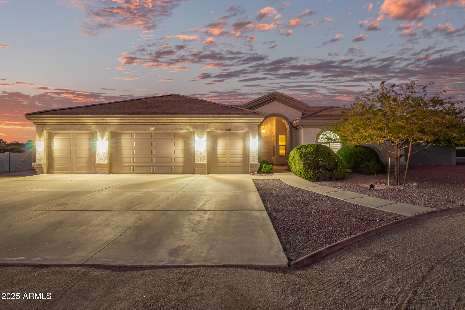 10310 W AVENIDA DEL SOL Street, Peoria, AZ 85383