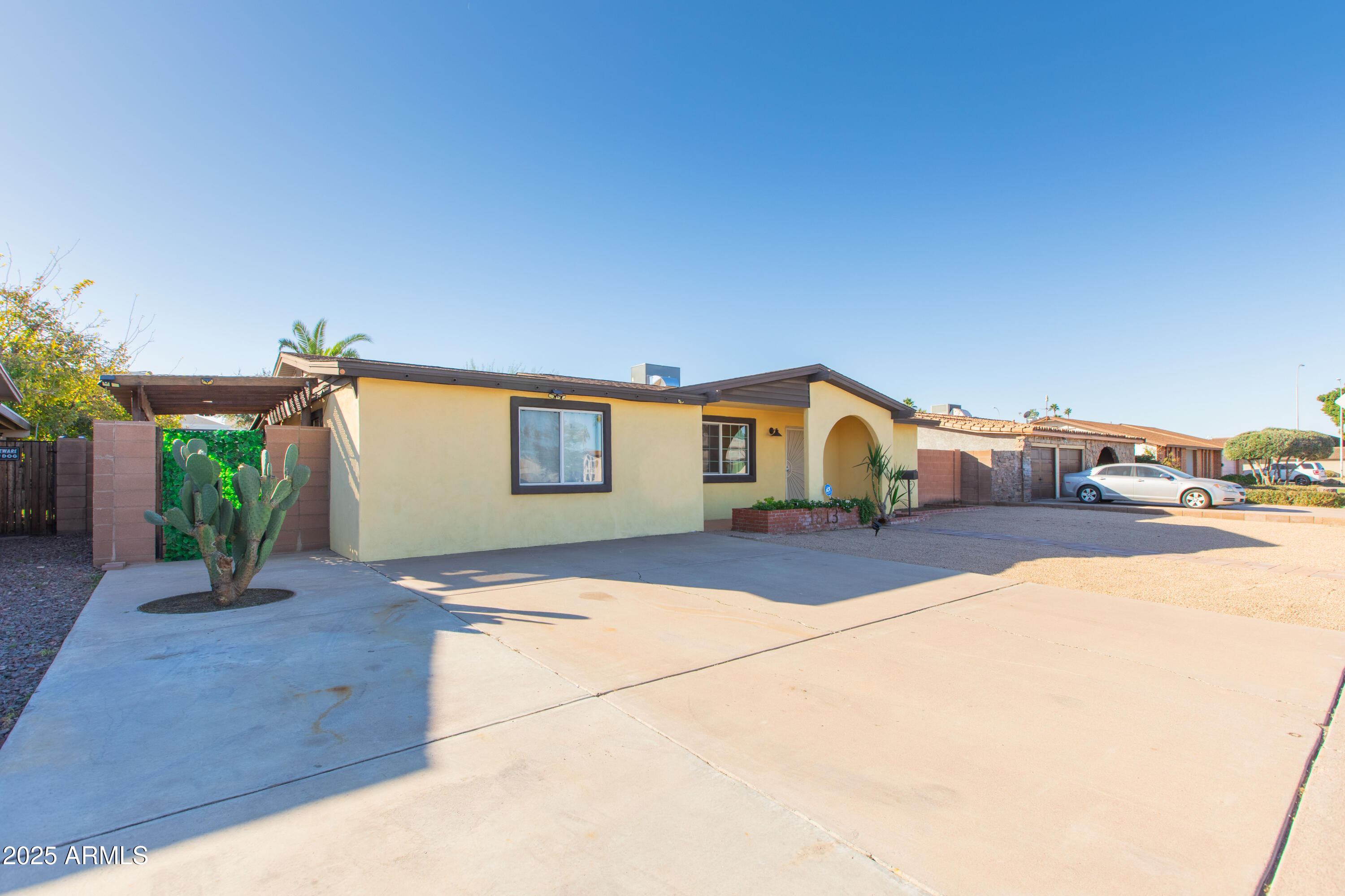 1813 E ELLIS Drive, Tempe, AZ 85282 — Photo 1 of 65