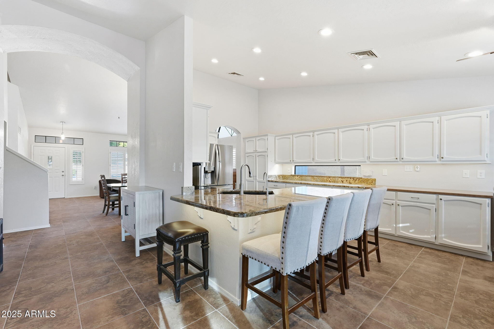 1533 N Sinova, Mesa, AZ 85205