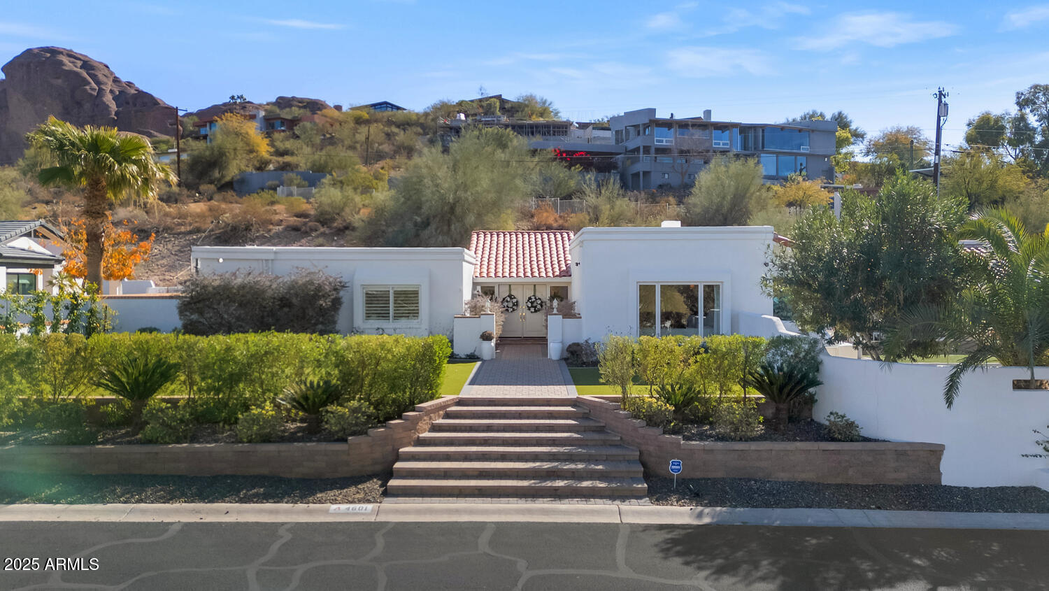 4601 E Solano Drive, Phoenix, AZ 85018 — Photo 1 of 33