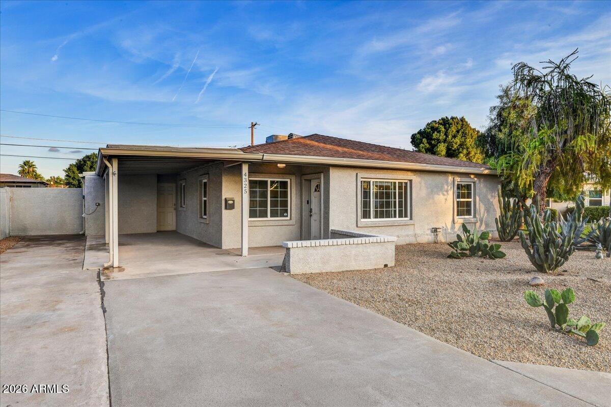 4325 N 19TH Place, Phoenix, AZ 85016