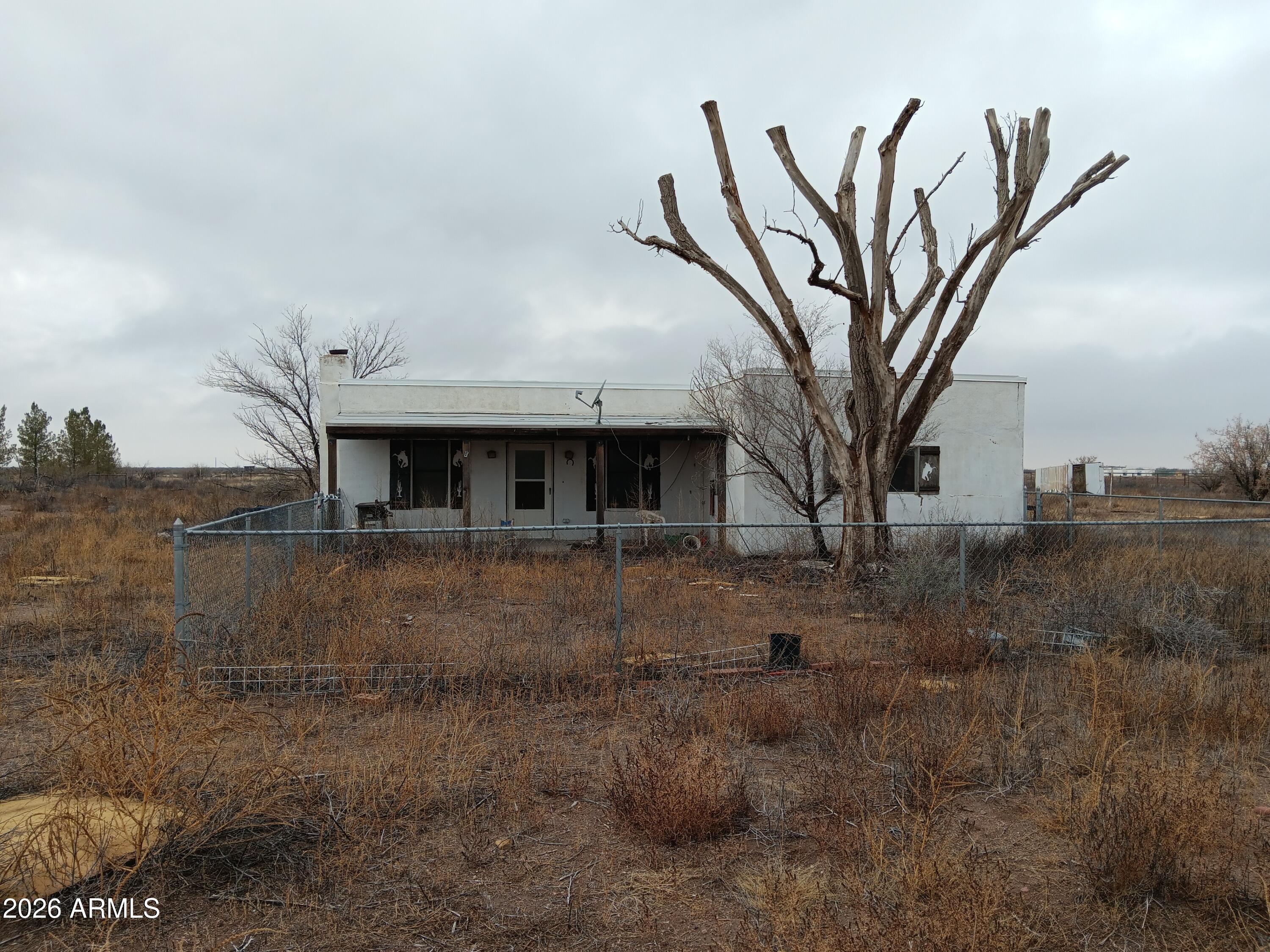 8499 S Schoolhouse Lane, Willcox, AZ 85643 — Photo 1 of 1