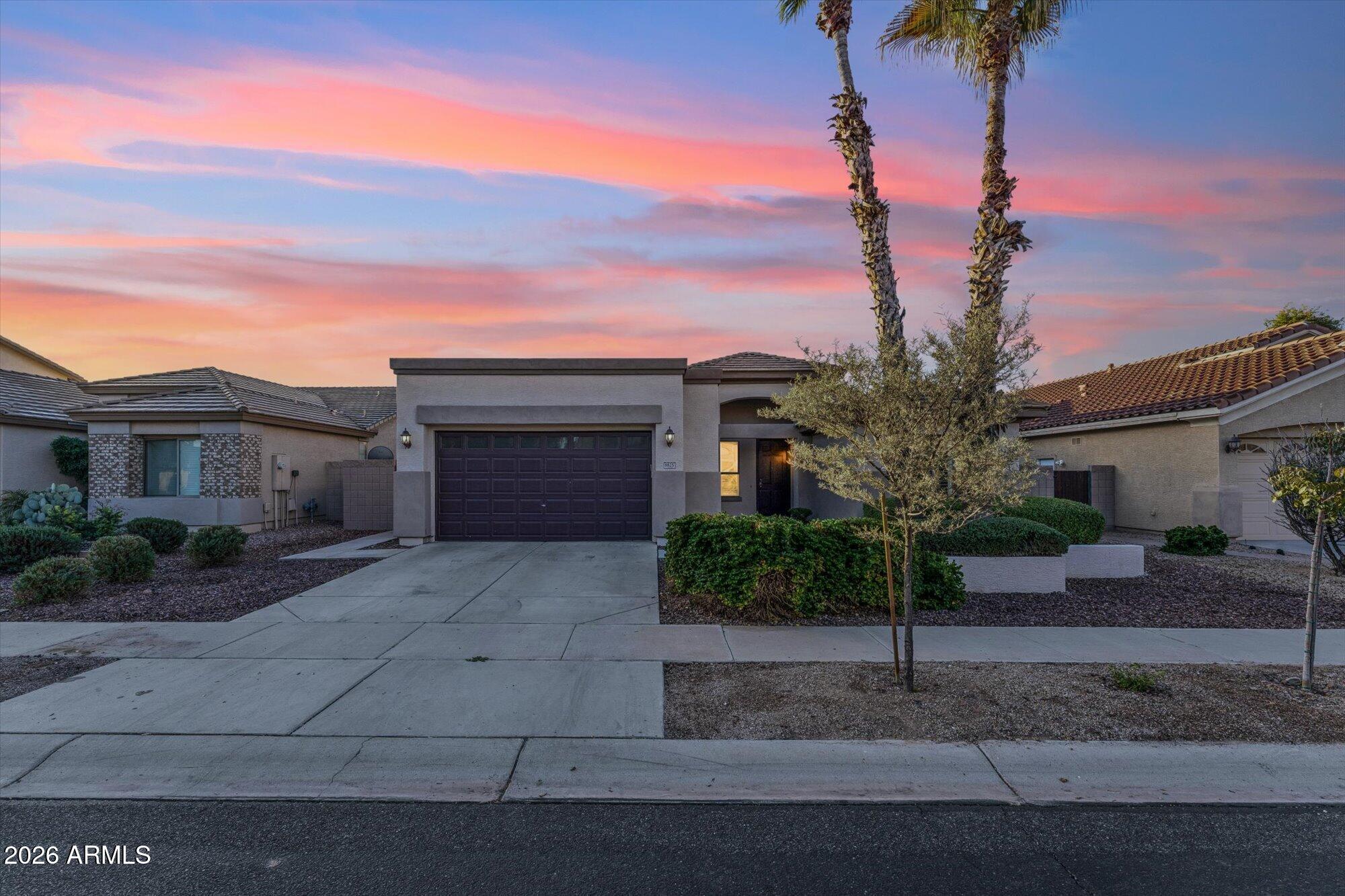 8825 W PALMAIRE Avenue, Glendale, AZ 85305 — Photo 1 of 35