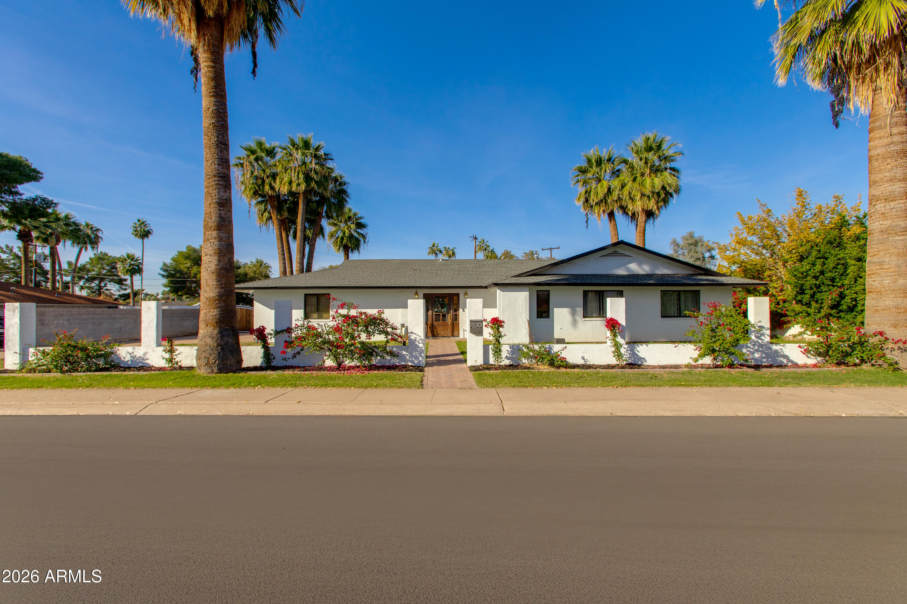 7830 N 7TH Avenue, Phoenix, AZ 85021