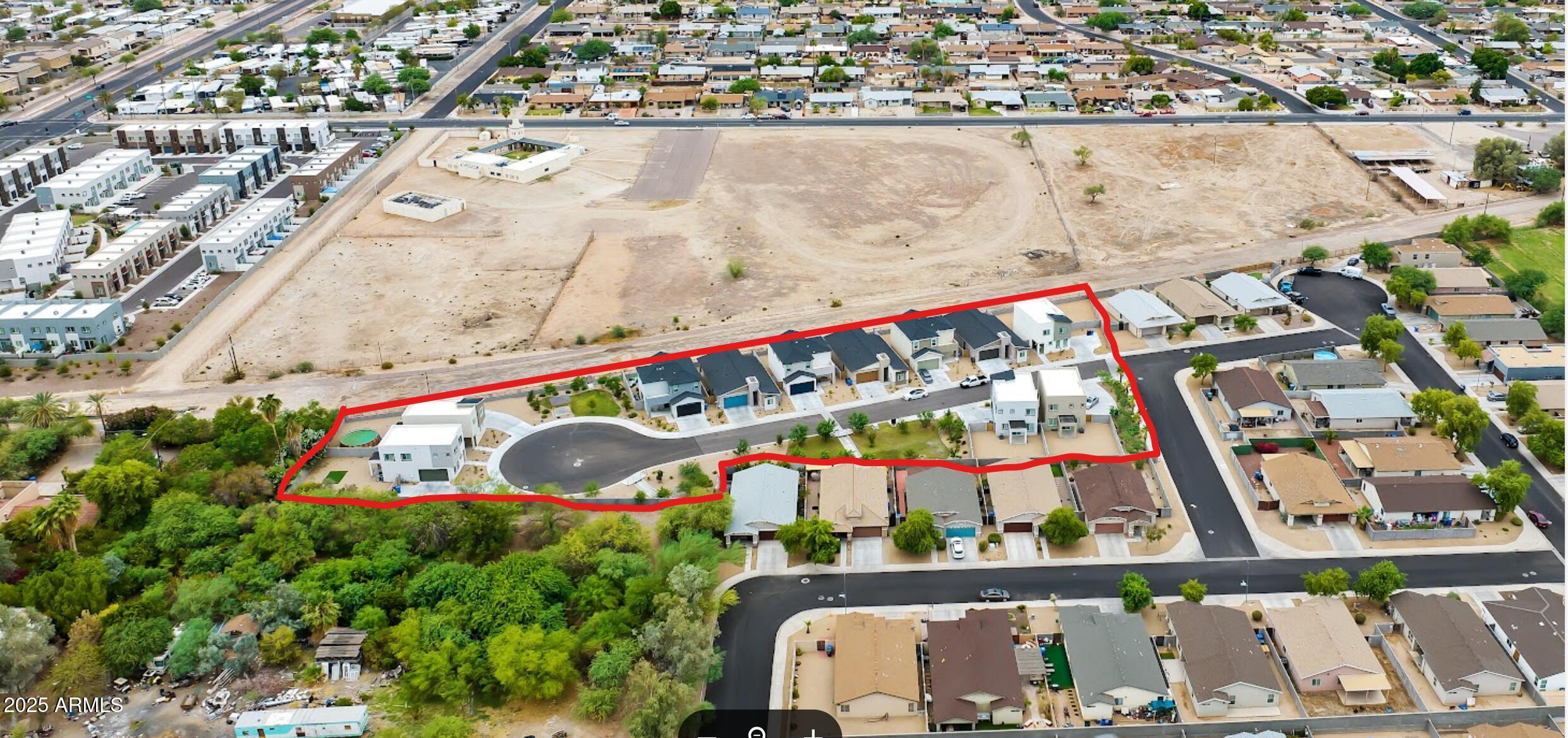 141 W LATONA Road, Phoenix, AZ 85041