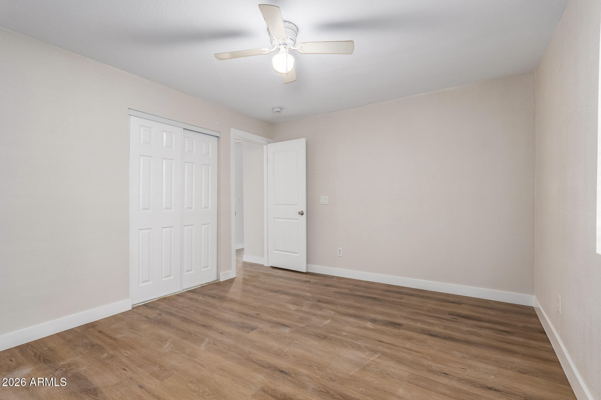 914 S 30TH Drive, Phoenix, AZ 85009