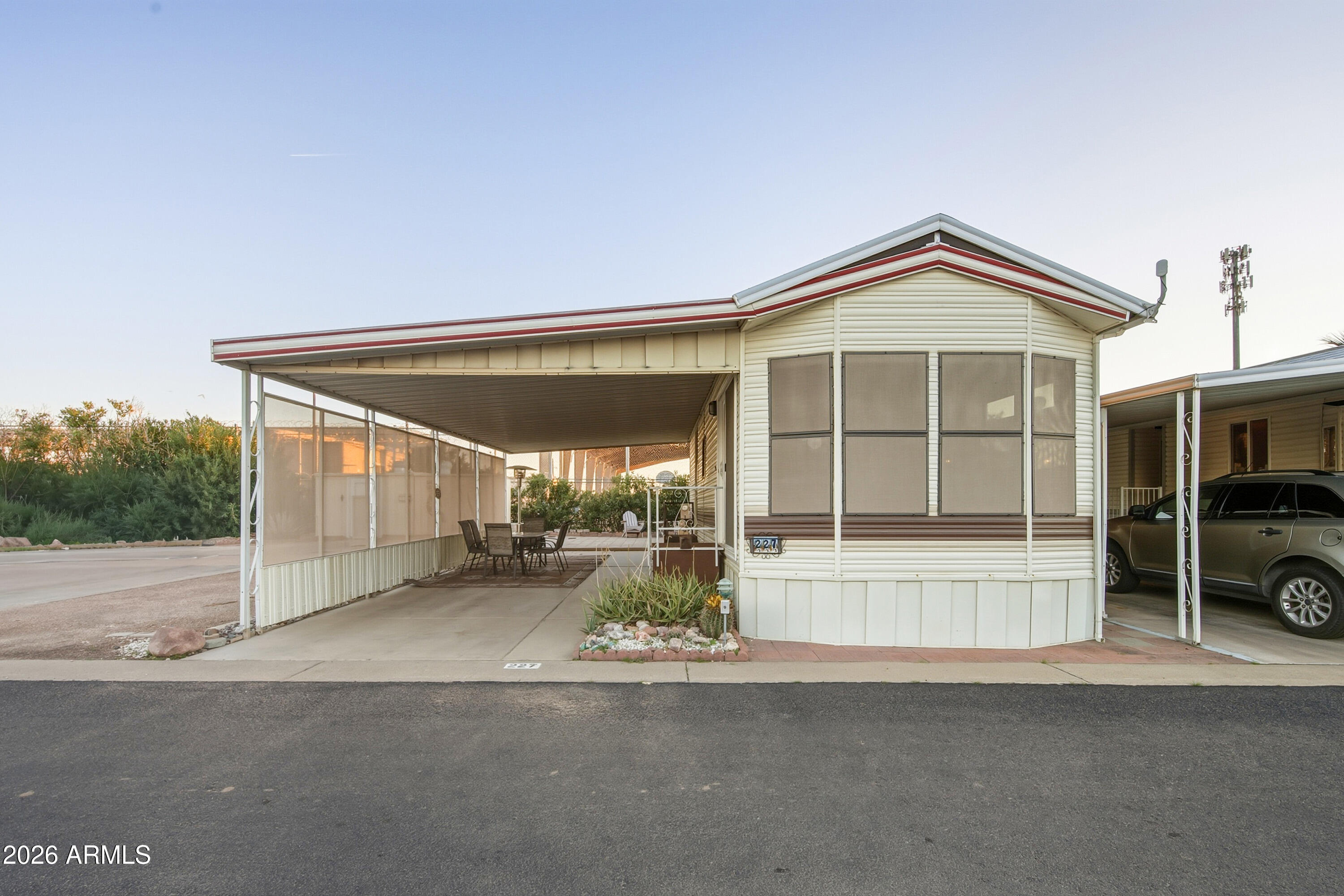 227 E PALO VERDE Lane, Florence, AZ 85132