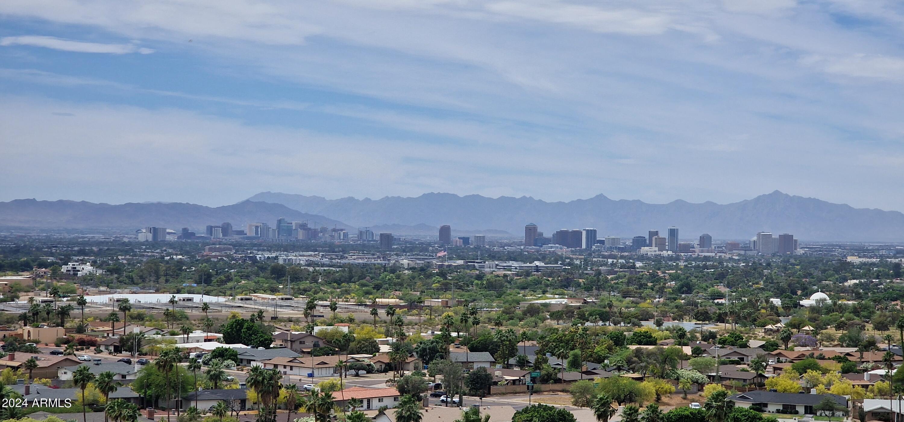 7035 N 23RD Place, Phoenix, AZ 85020