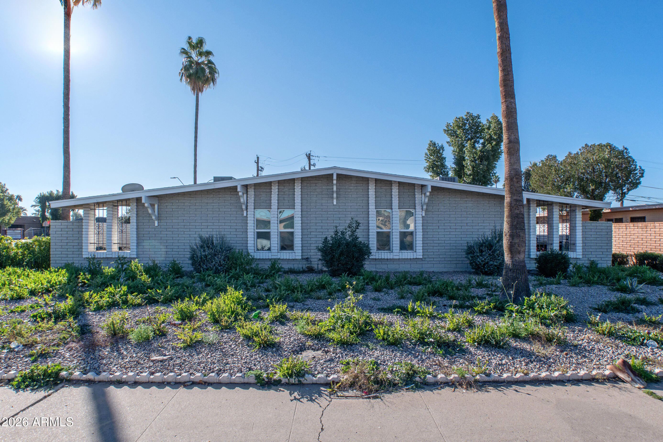 1001 W FLINT Street, Chandler, AZ 85224