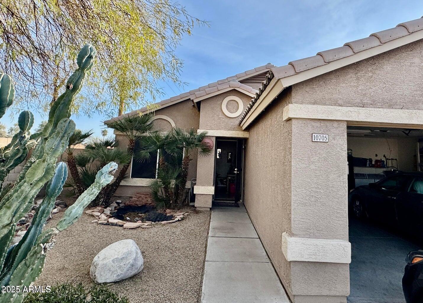 10705 W MONTECITO Avenue, Phoenix, AZ 85037 — Photo 1 of 15