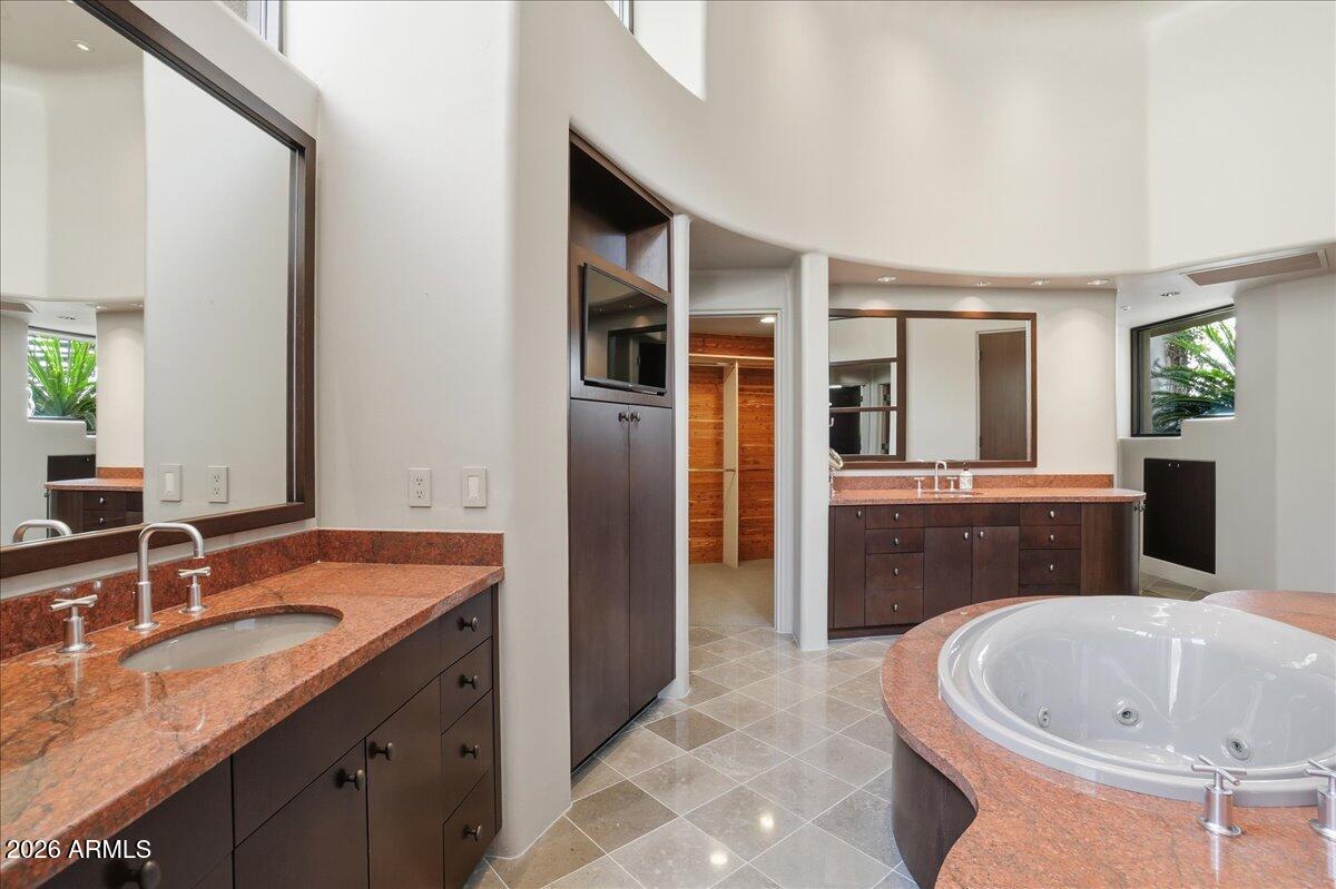 Thumbnail 18