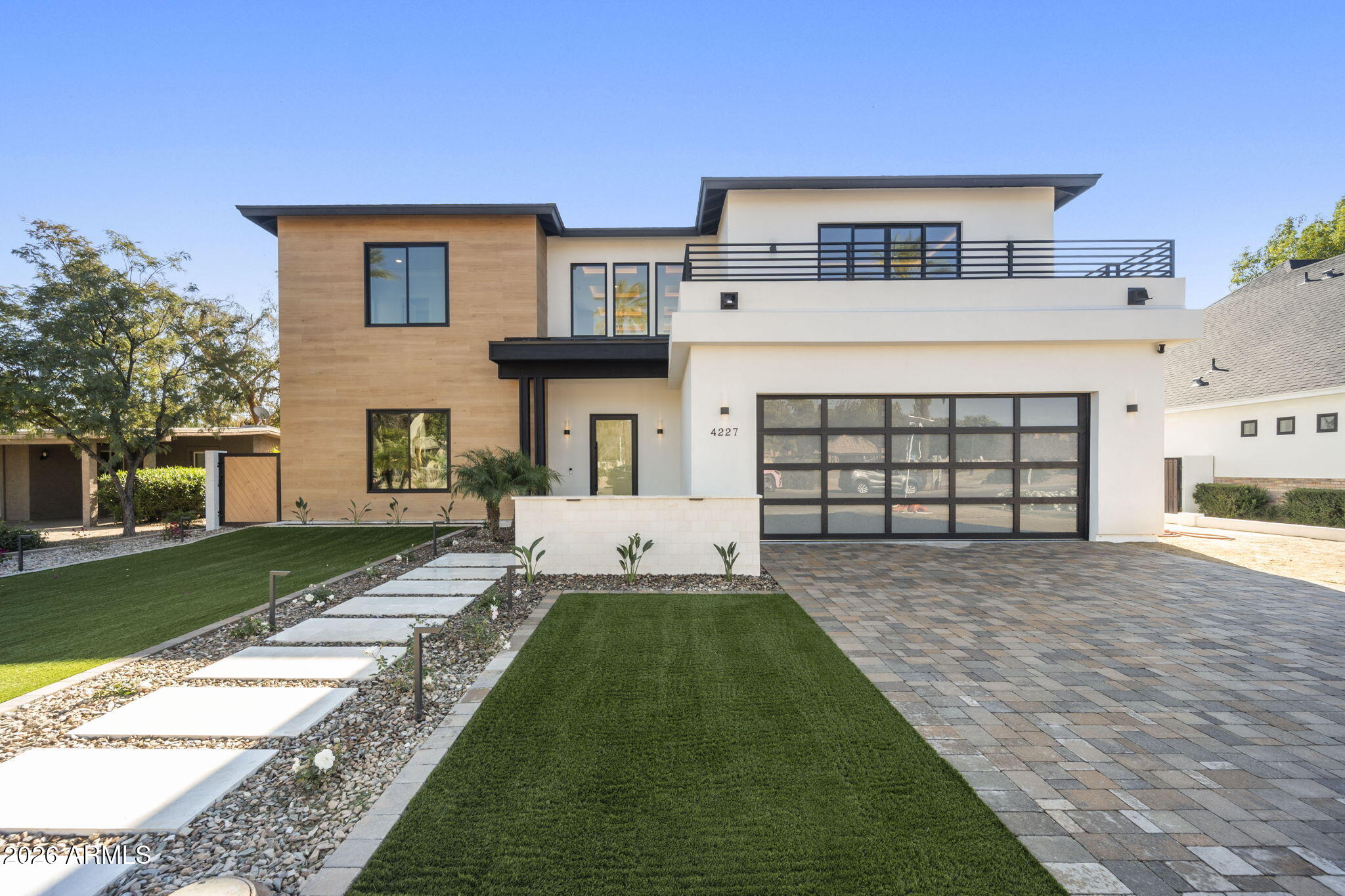 4227 E CAMPBELL Avenue, Phoenix, AZ 85018