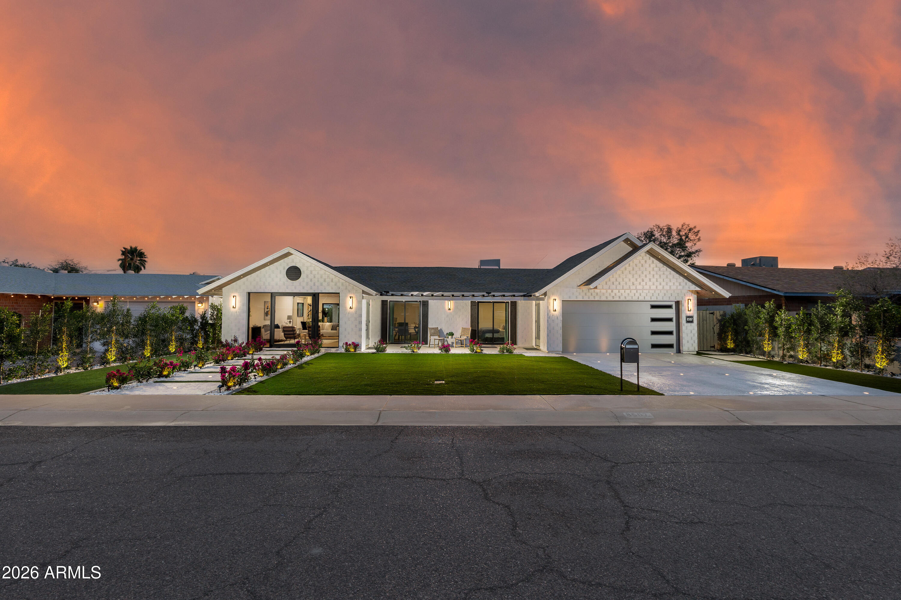 8507 E RANCHO VISTA Drive, Scottsdale, AZ 85251 — Photo 1 of 57