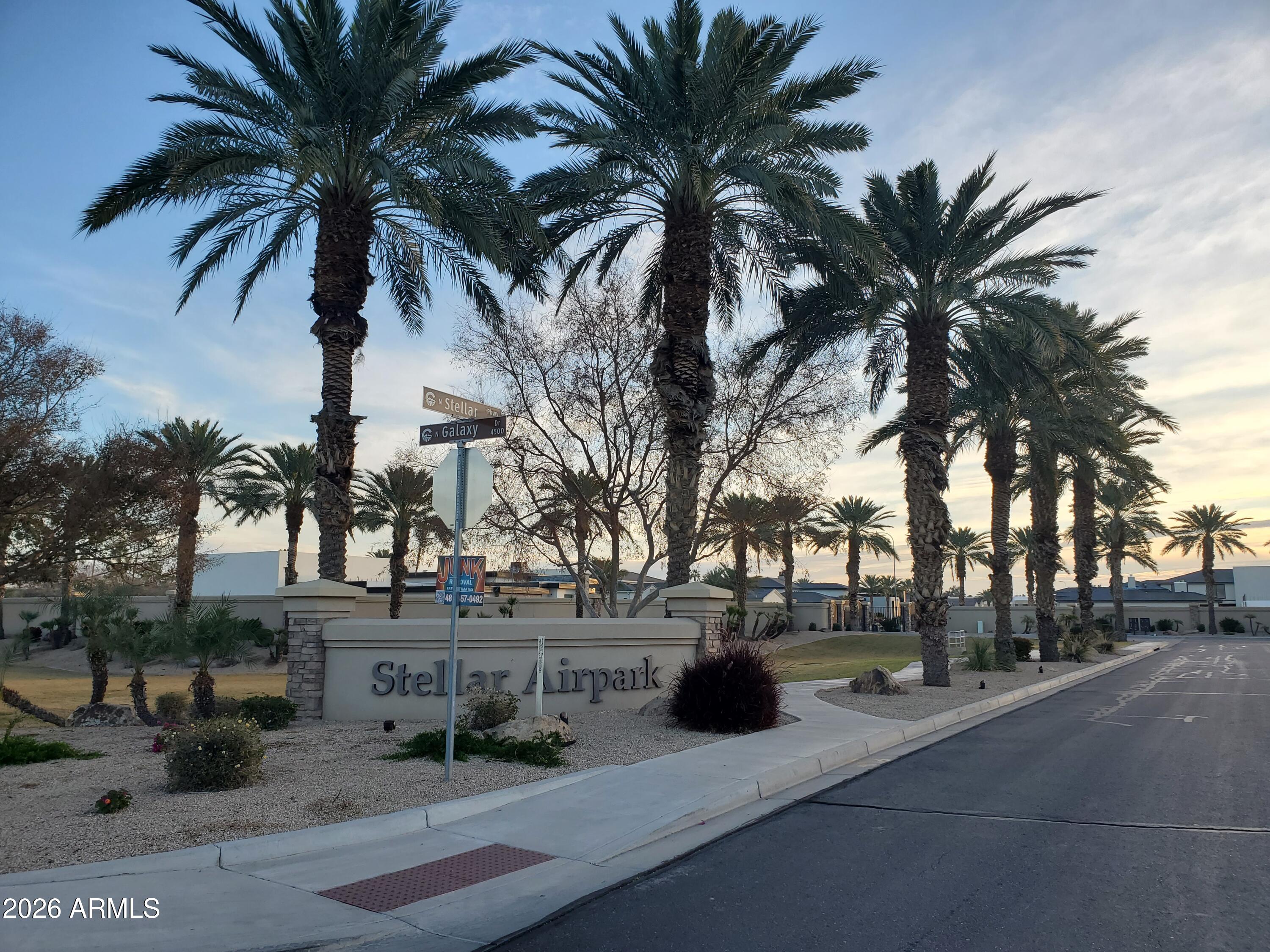 4311 W BEECHCRAFT Place 9, Chandler, AZ 85226