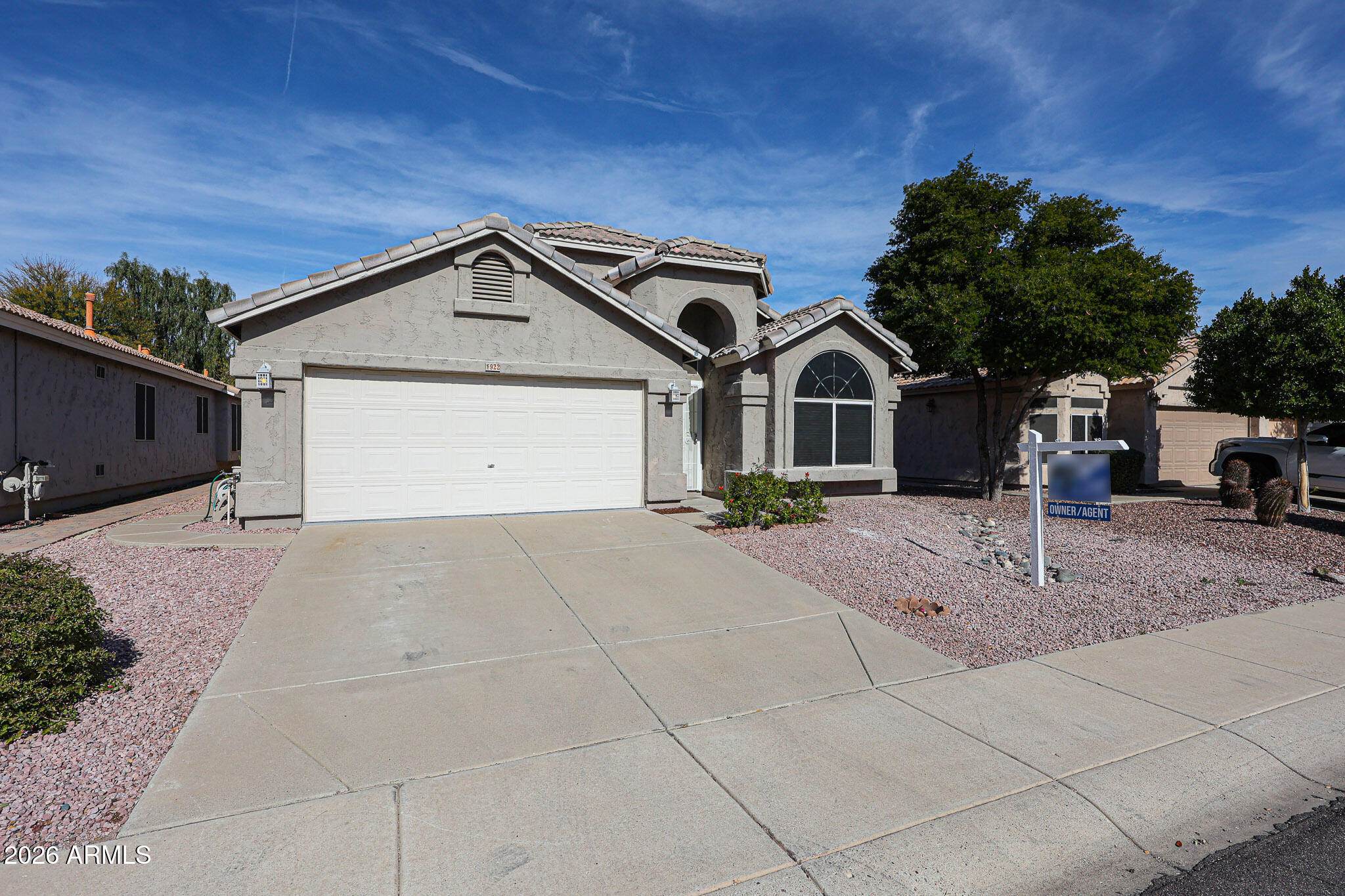 922 E BLACKHAWK Drive, Phoenix, AZ 85024