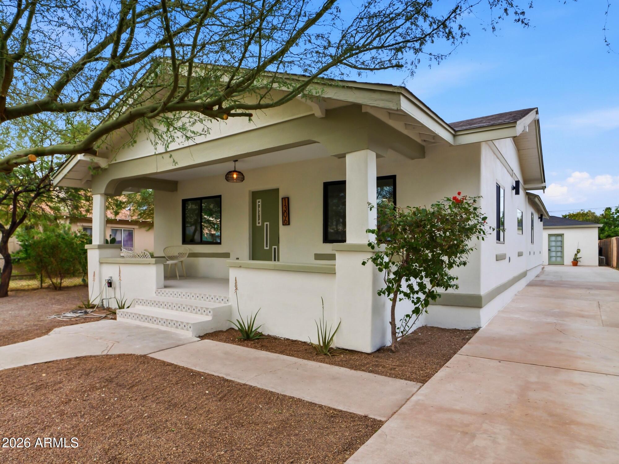 1306 E WILLETTA Street, Phoenix, AZ 85006