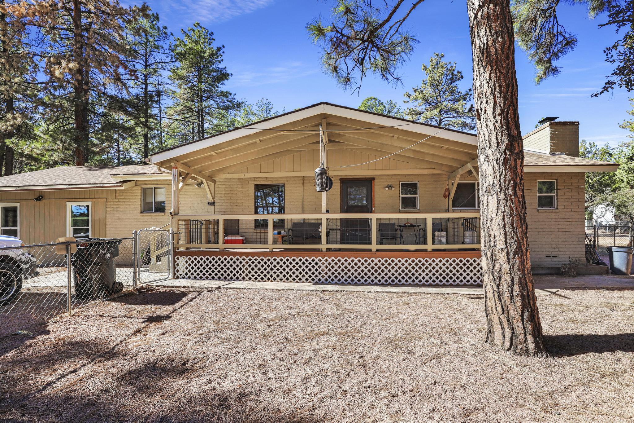 3608 N Navajo Drive, Pine, AZ 85544