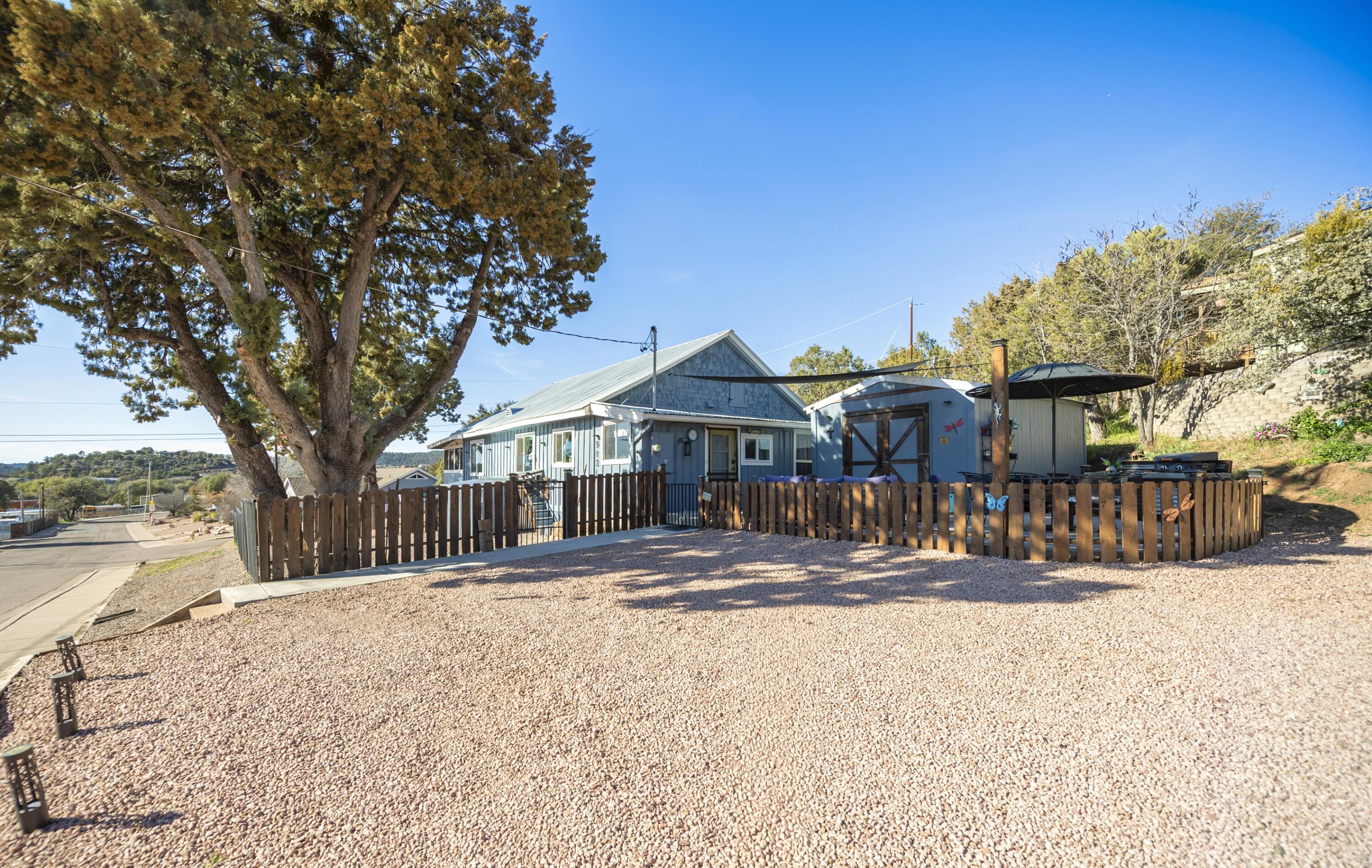 912 W Summit Street, Payson, AZ 85541 — Photo 1 of 29