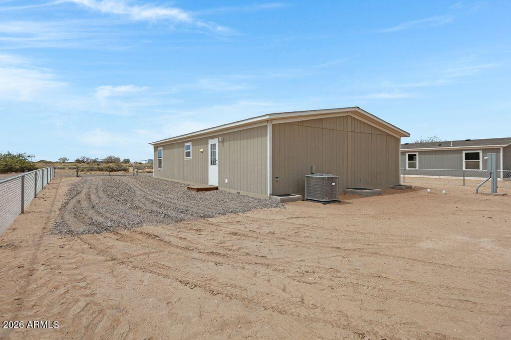 4635 N SIERRA Drive, Casa Grande, AZ 85194 — Photo 1 of 29