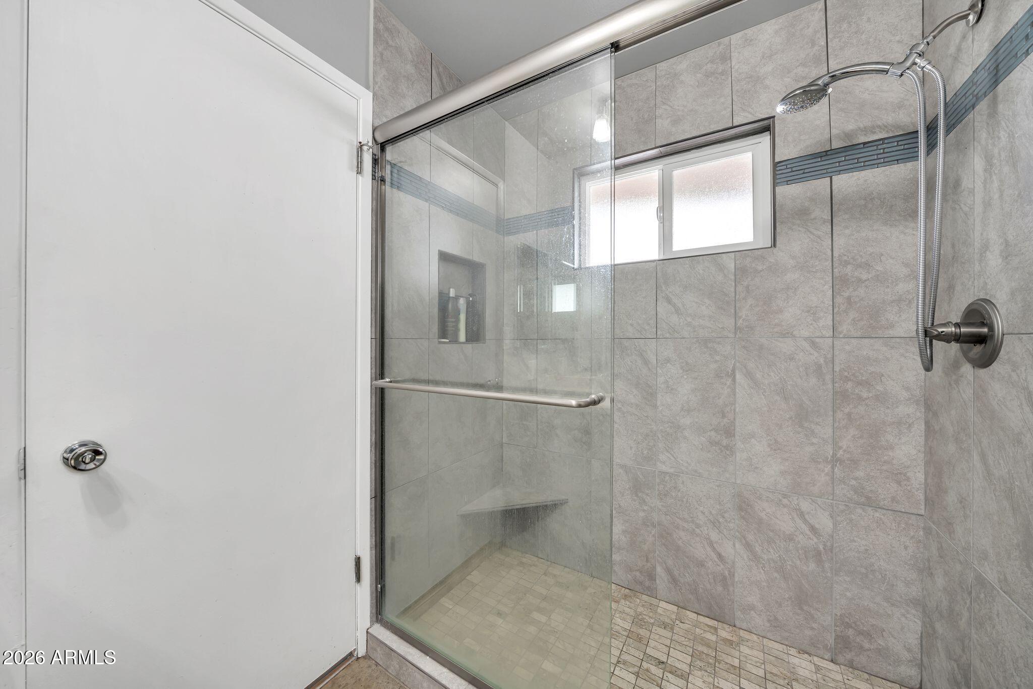 Thumbnail 13