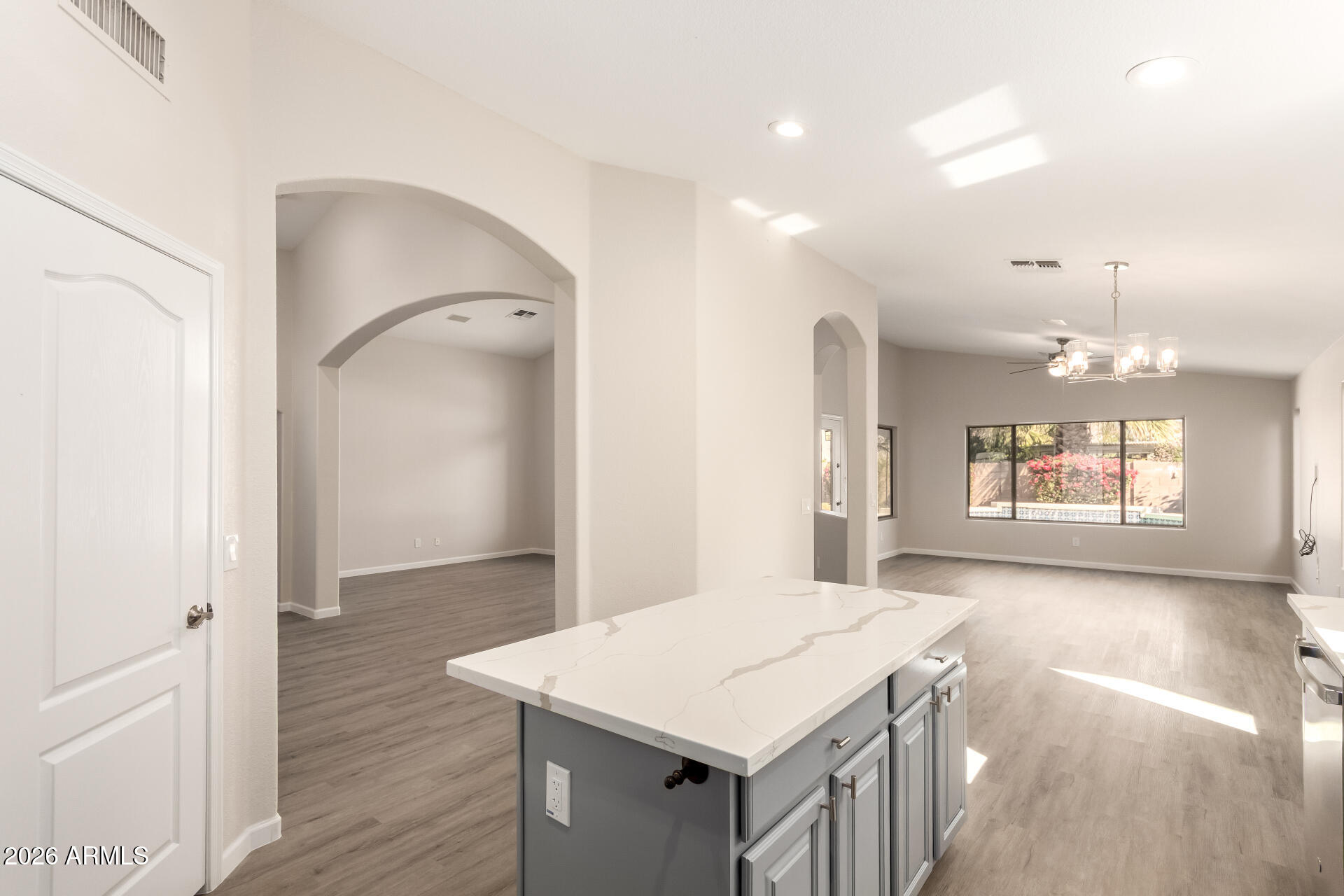 Thumbnail 14