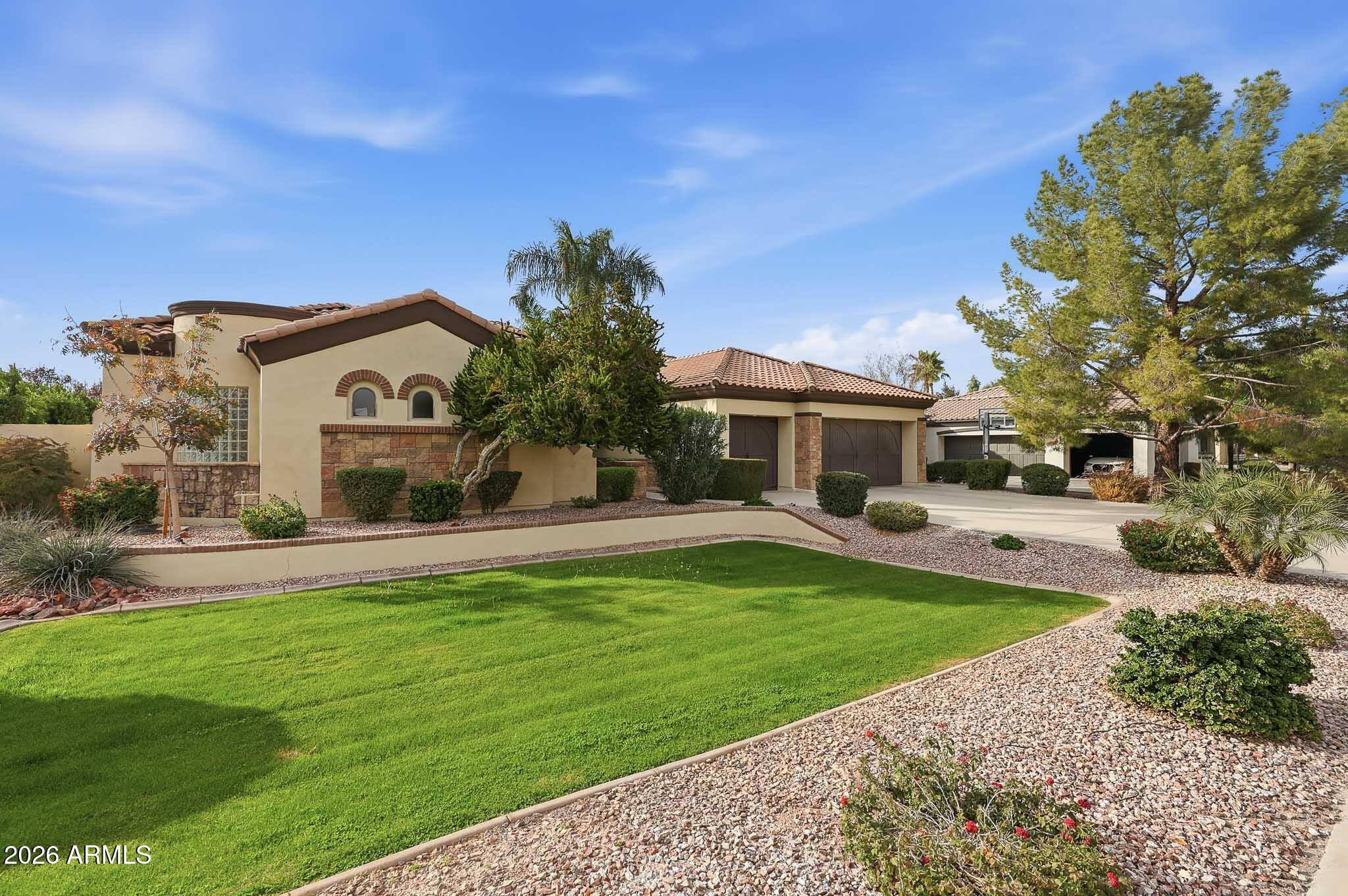6570 S BOGLE Avenue, Chandler, AZ 85249 — Photo 1 of 50