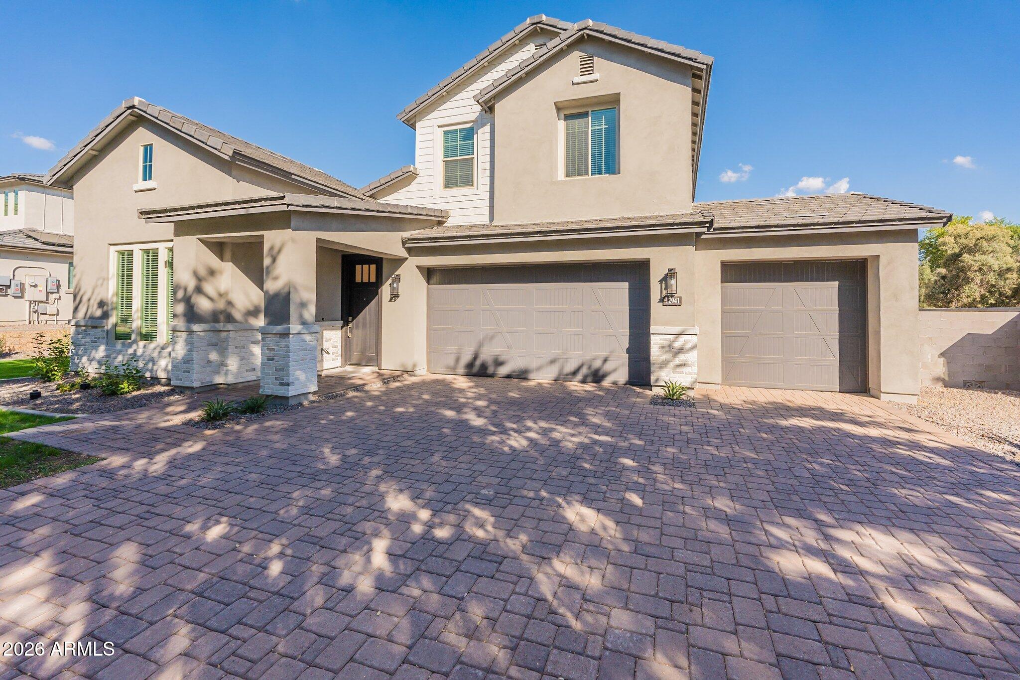 12941 N FOUNDERS PARK Boulevard, Surprise, AZ 85379 — Photo 1 of 80