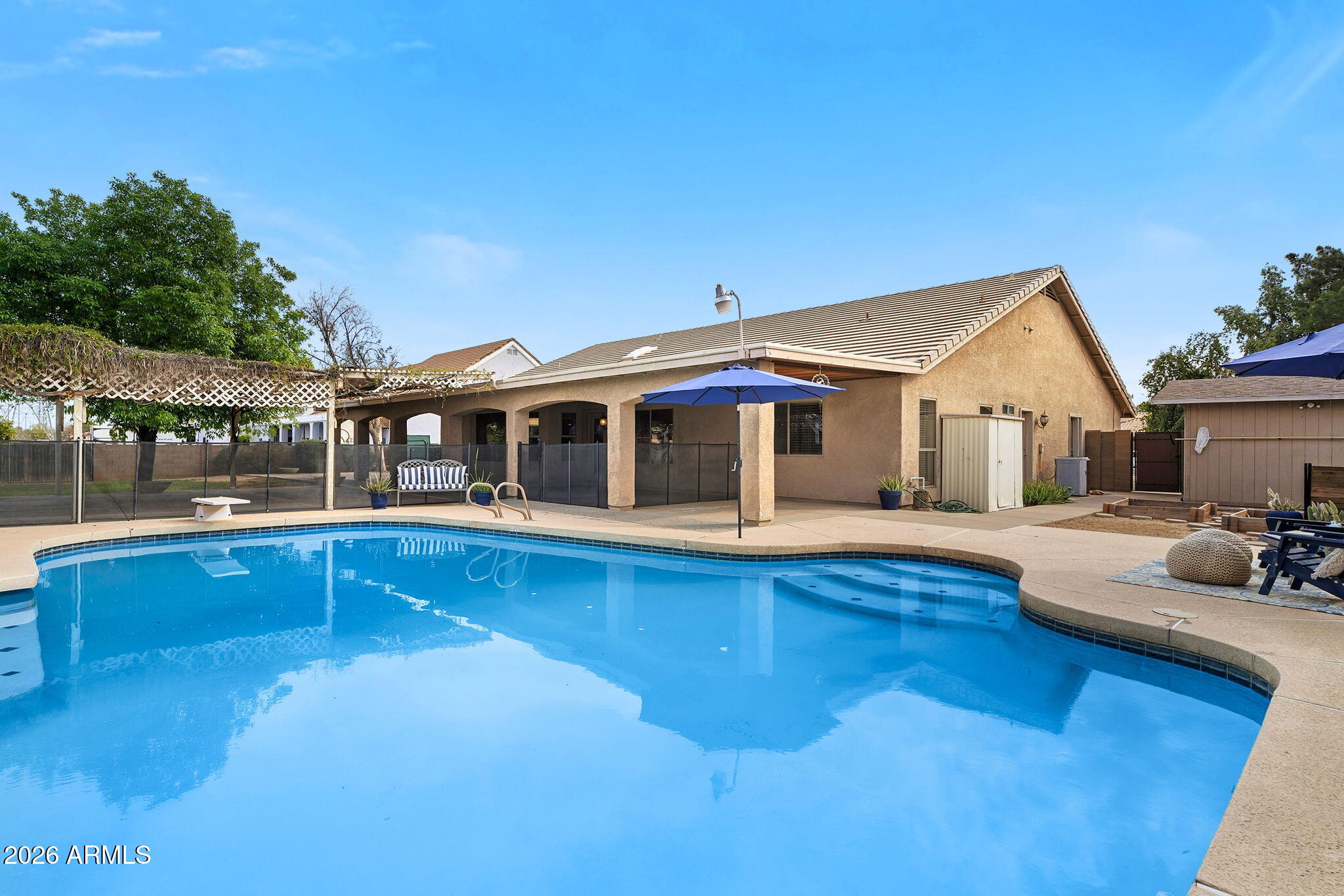 1822 E LEXINGTON Avenue N, Gilbert, AZ 85234