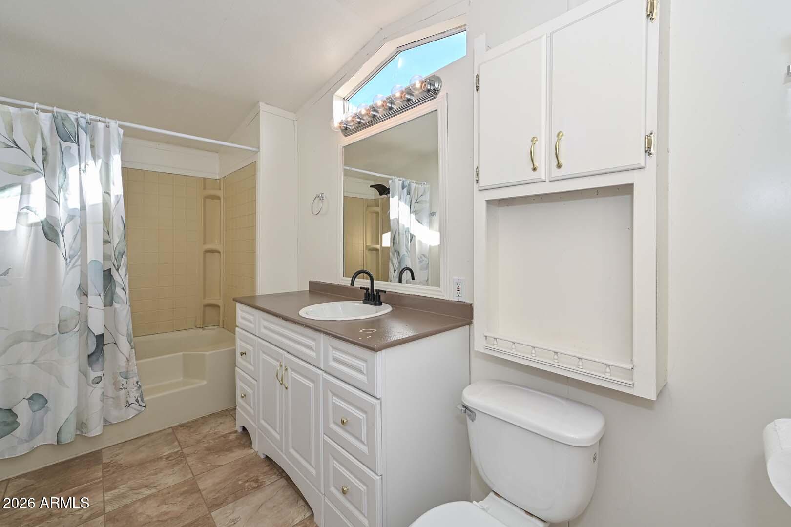 8301 N 103 Avenue 203, Peoria, AZ 85345 — Photo 1 of 11