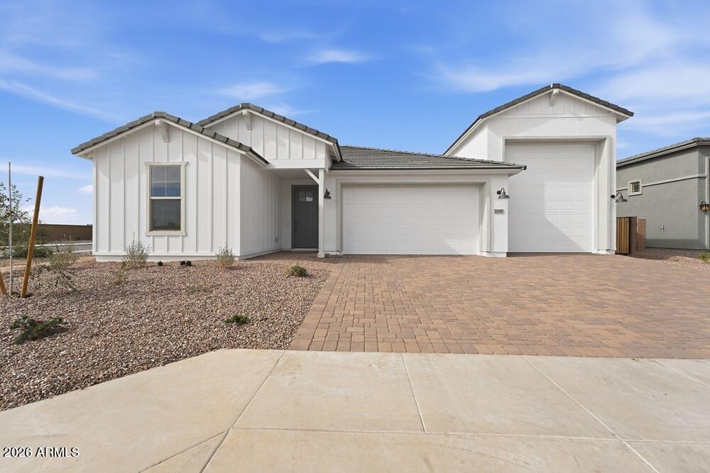 37690 N Plumbago Road, San Tan Valley, AZ 85140