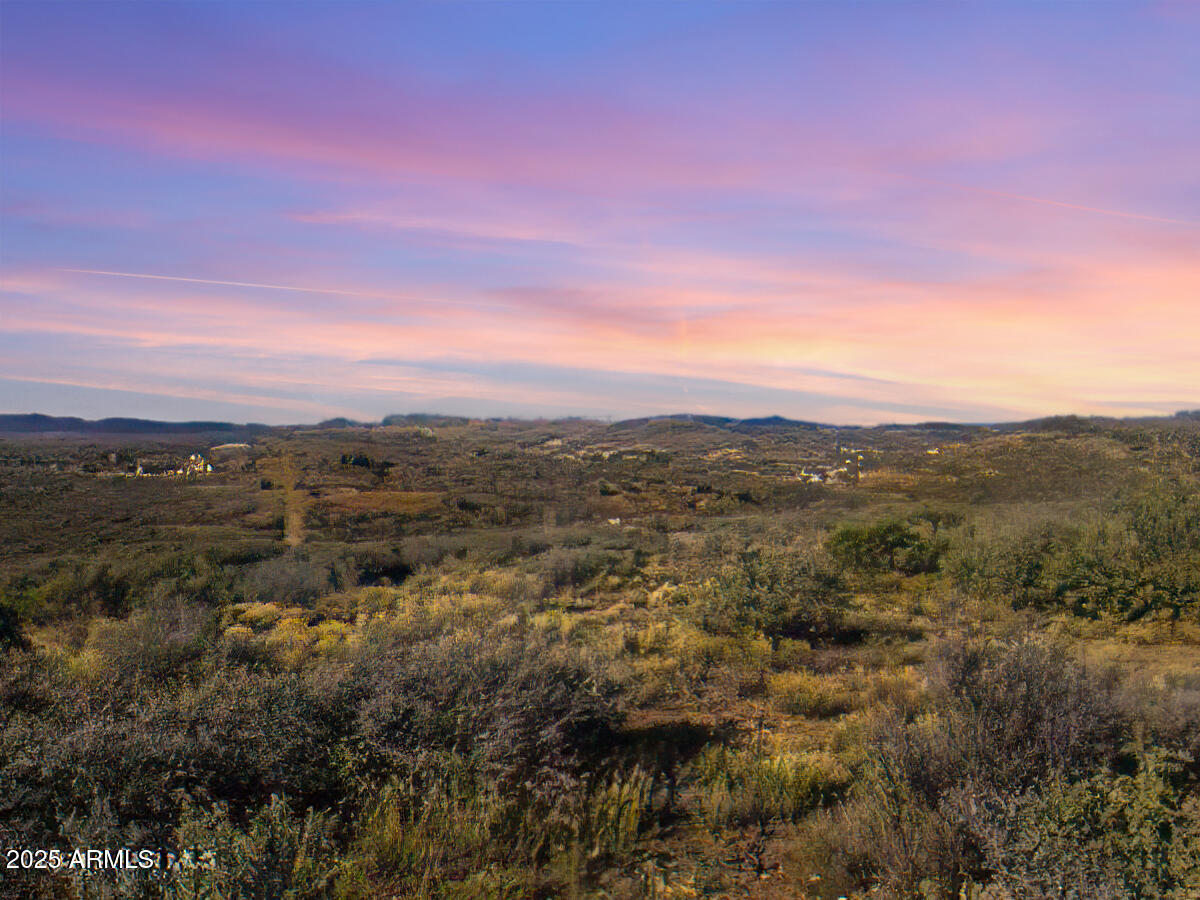 11425 S Hackberry Road -, Mayer, AZ 86333