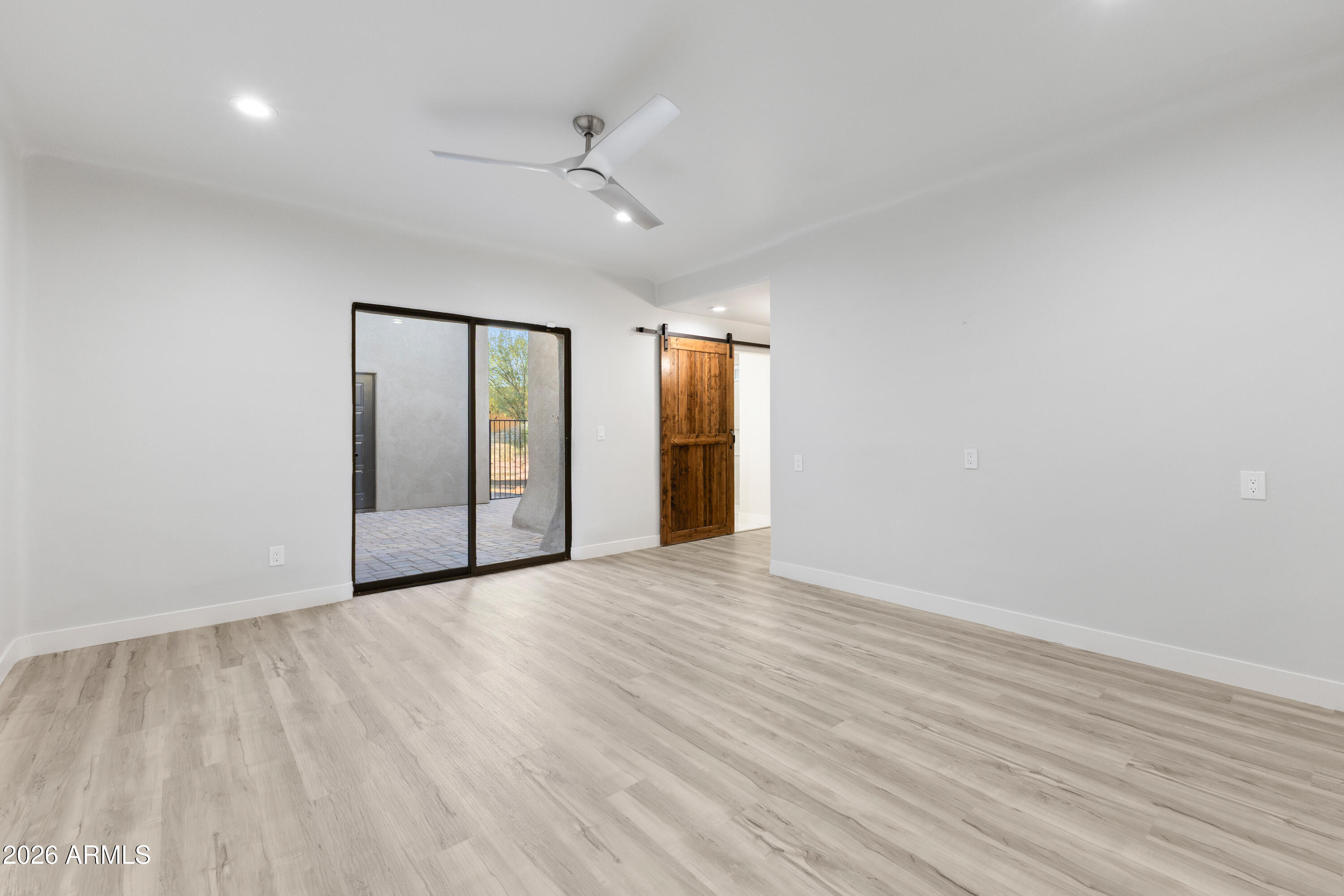 Thumbnail 24