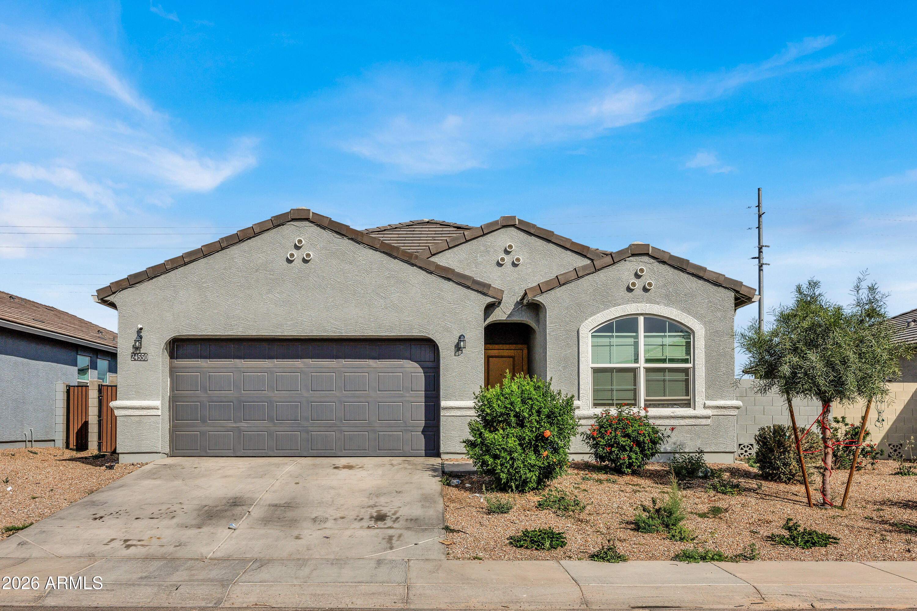 24550 W RAYMOND Street, Buckeye, AZ 85326 — Photo 1 of 25