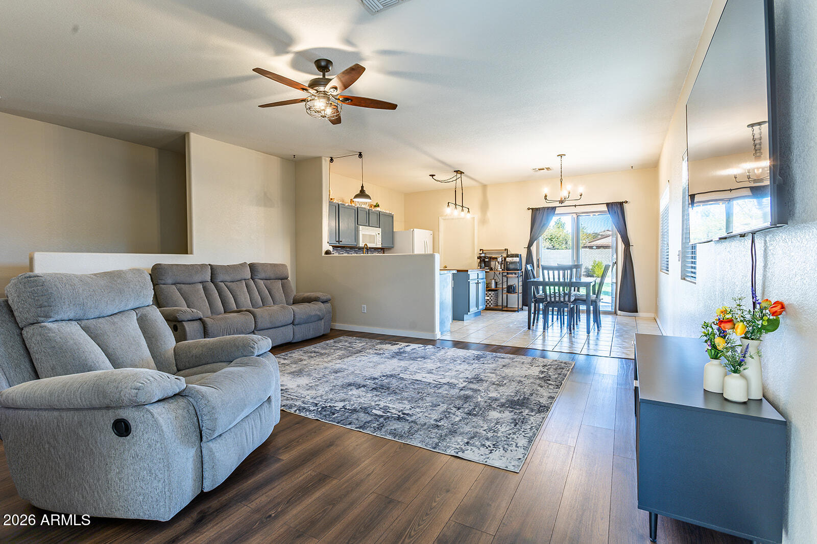 1006 E Renegade Trail, San Tan Valley, AZ 85143 — Photo 1 of 12