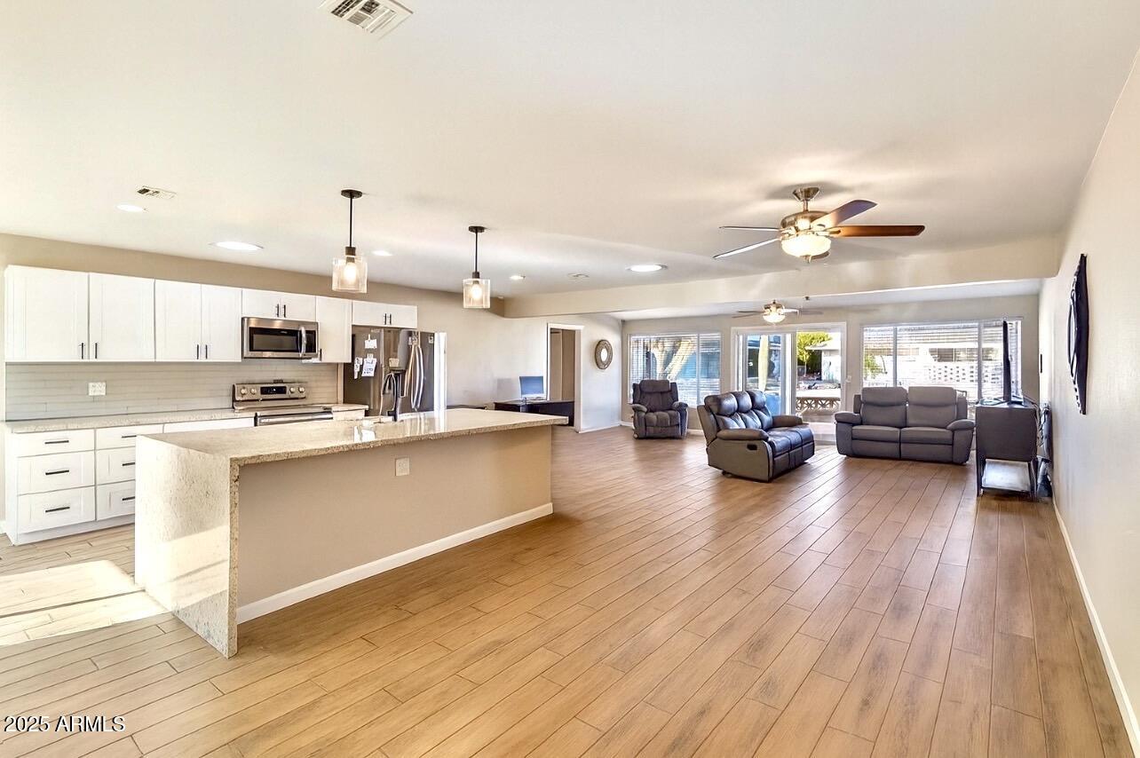10508 W KELSO Drive, Sun City, AZ 85351