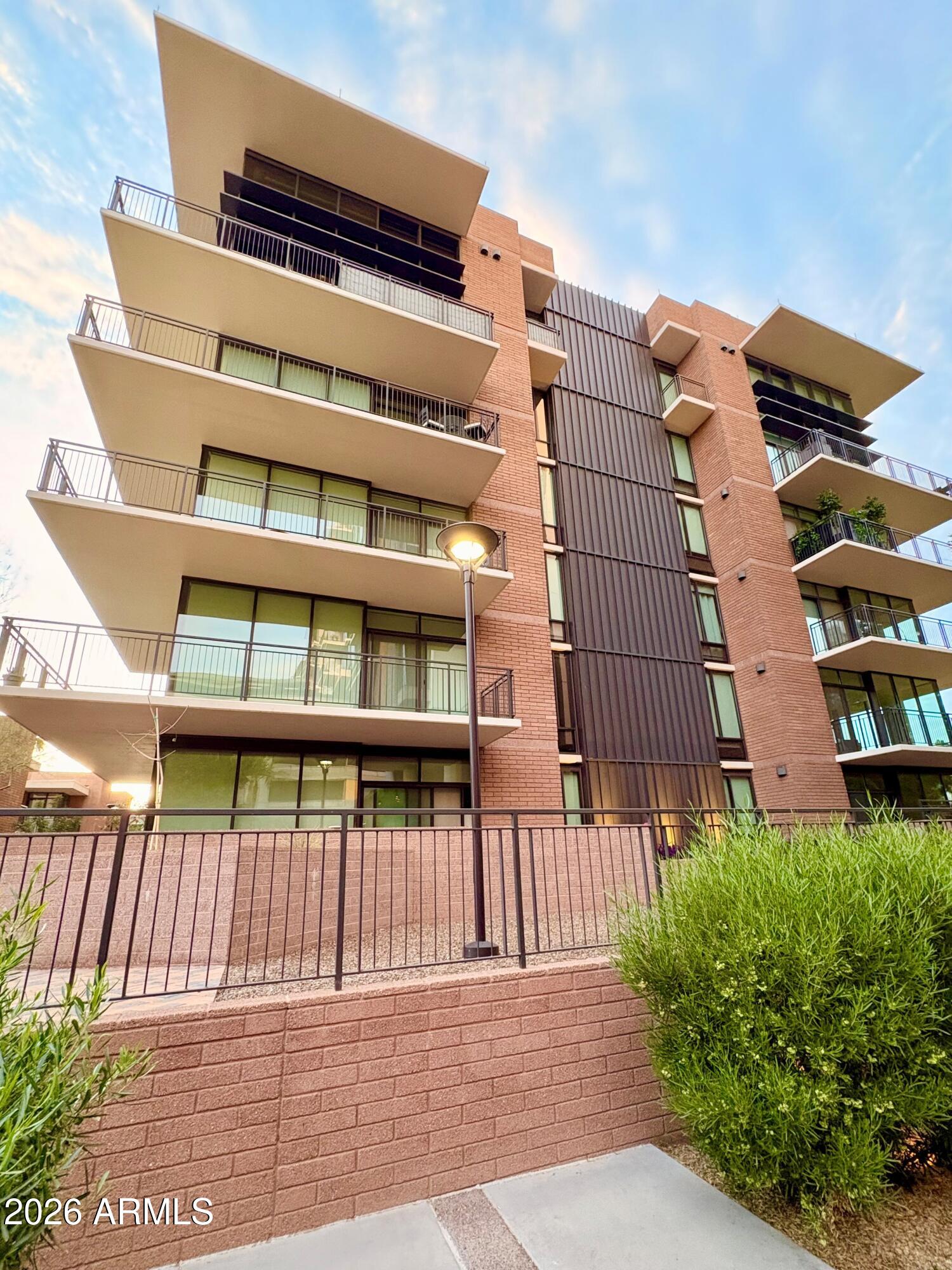 208 W Portland Street 155, Phoenix, AZ 85003 — Photo 1 of 36