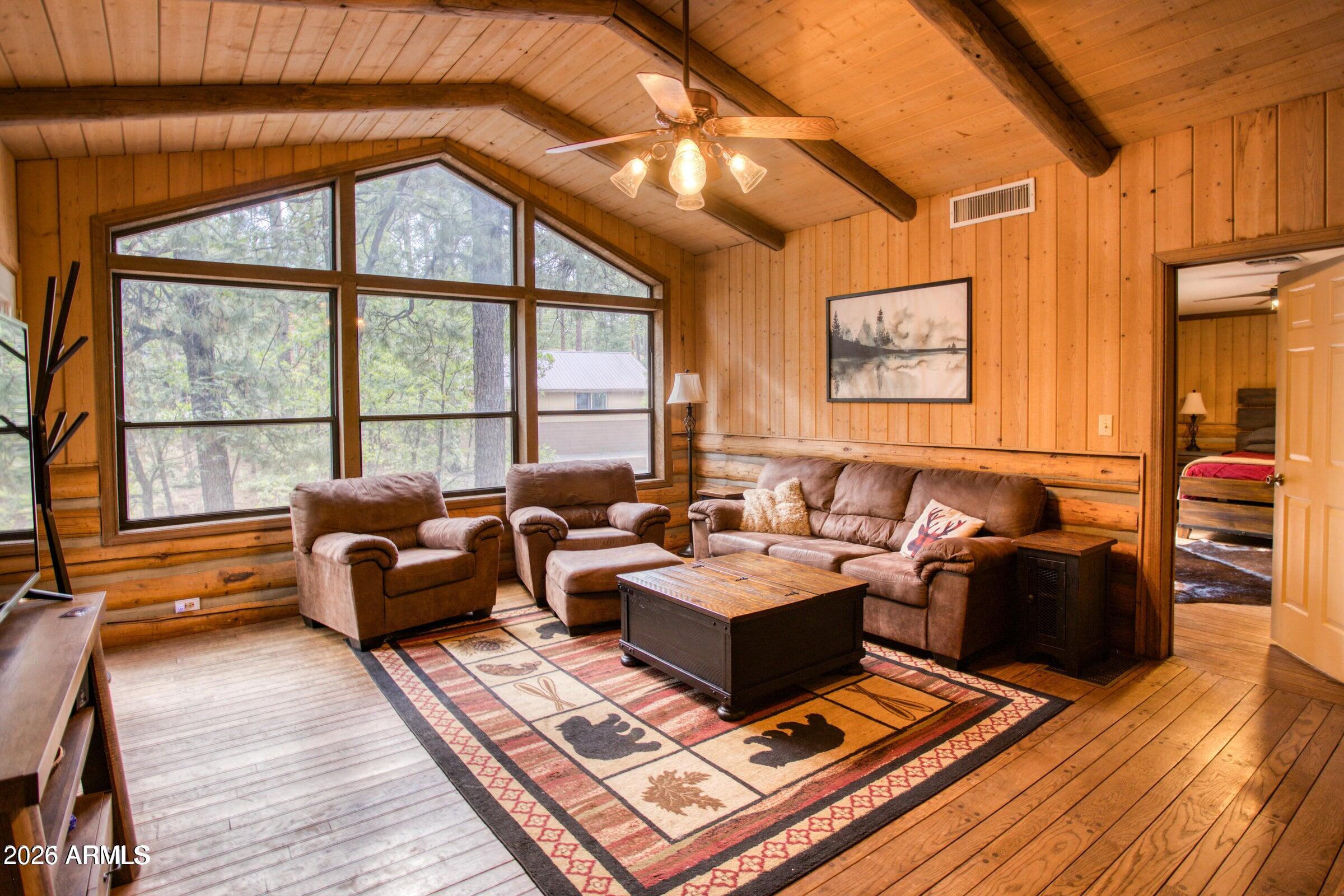 3011 S WAPITI Lane, Pinetop, AZ 85935 — Photo 1 of 37