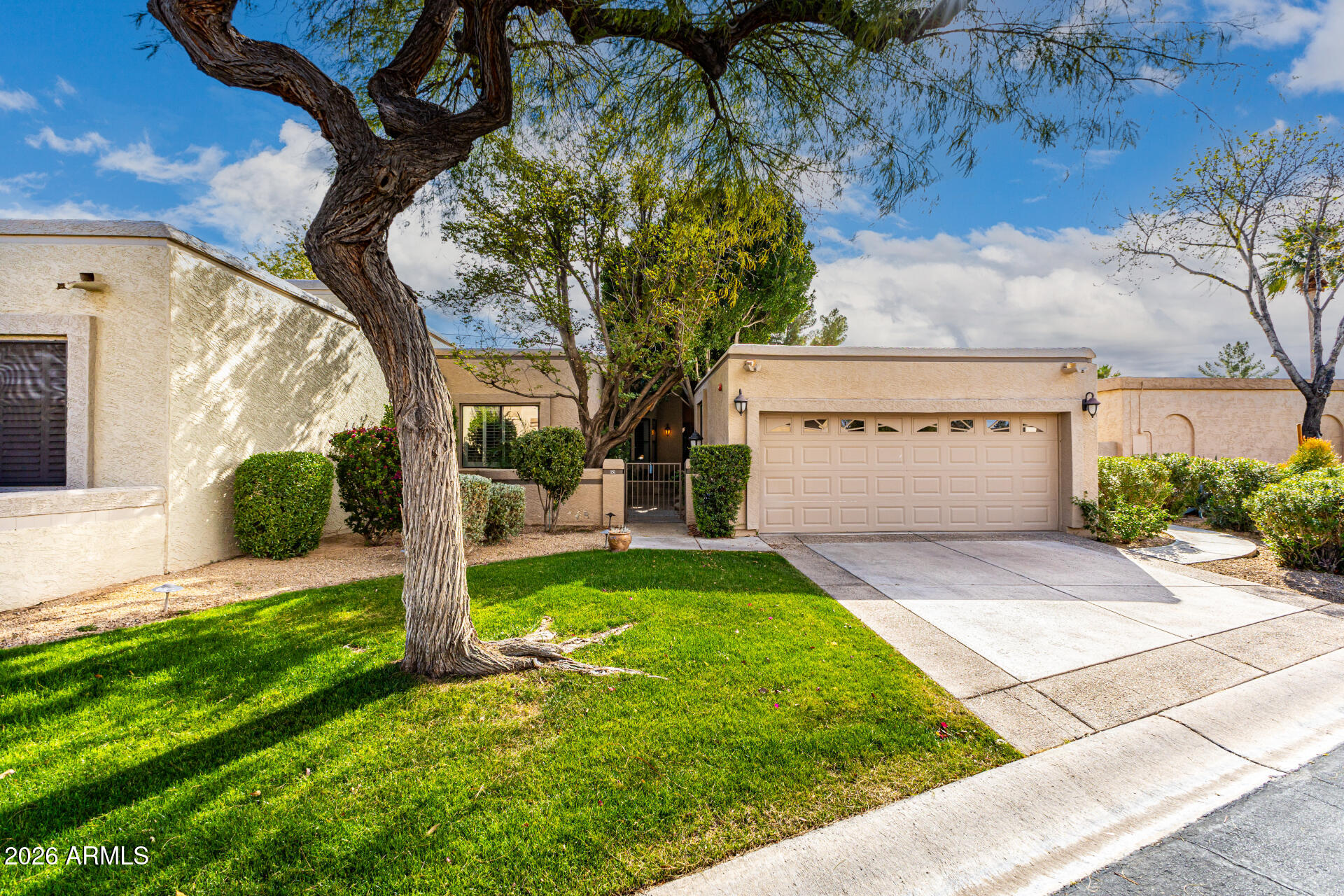 8100 E CAMELBACK Road 151, Scottsdale, AZ 85251 — Photo 1 of 46
