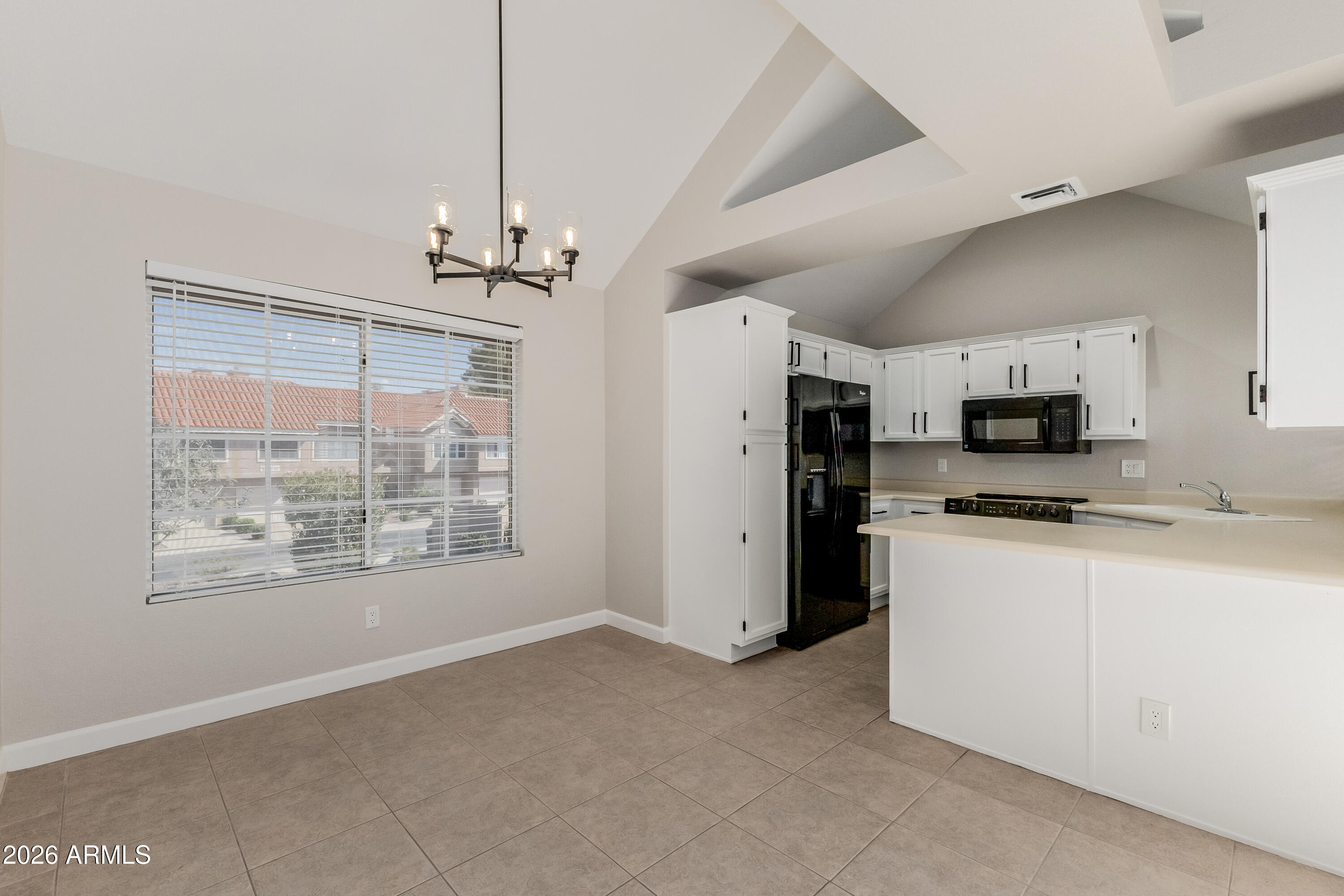 1633 E LAKESIDE Drive 35, Gilbert, AZ 85234